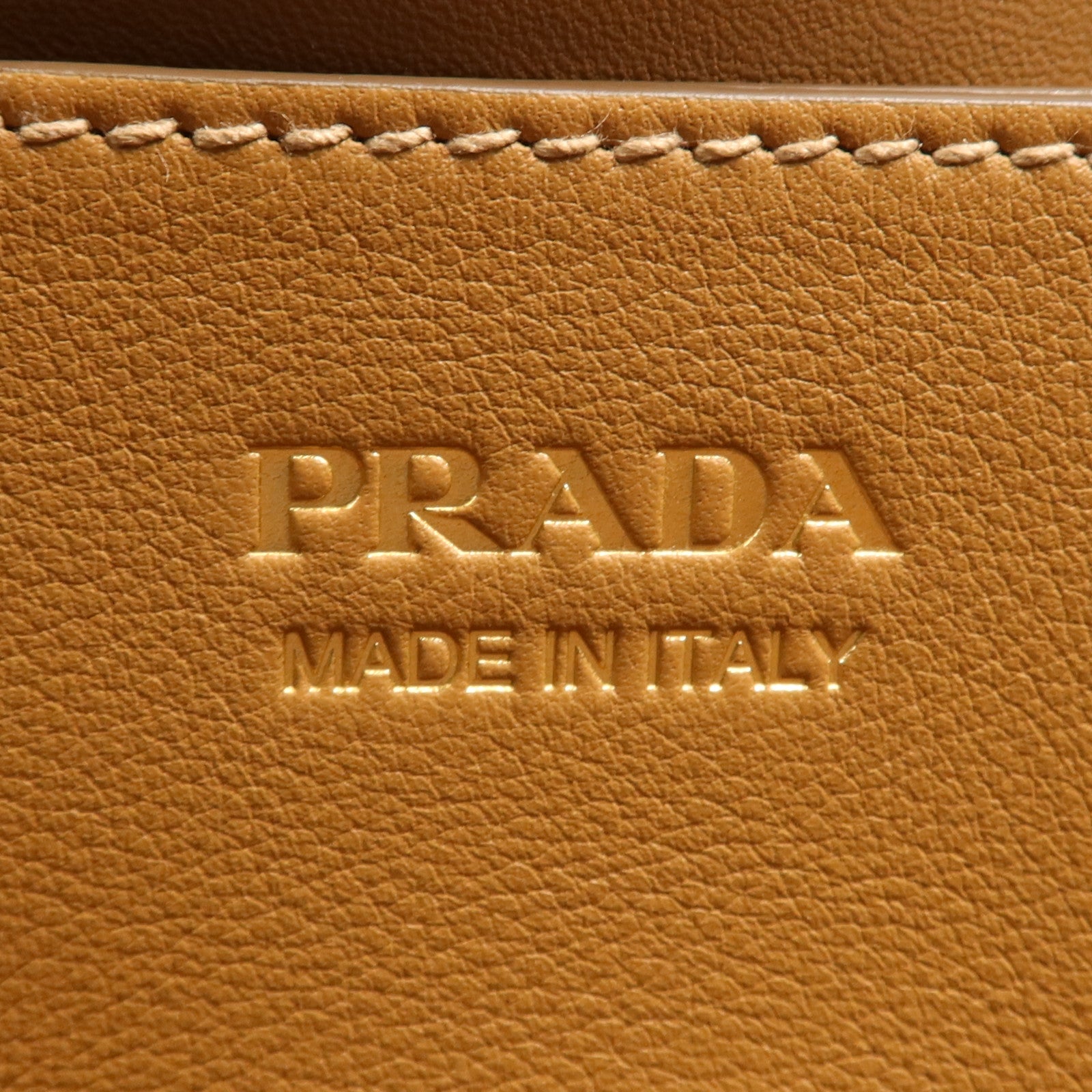 PRADA 【激減優惠】牛皮皮革Buckle medium Bag金扣手挽肩背兩用袋