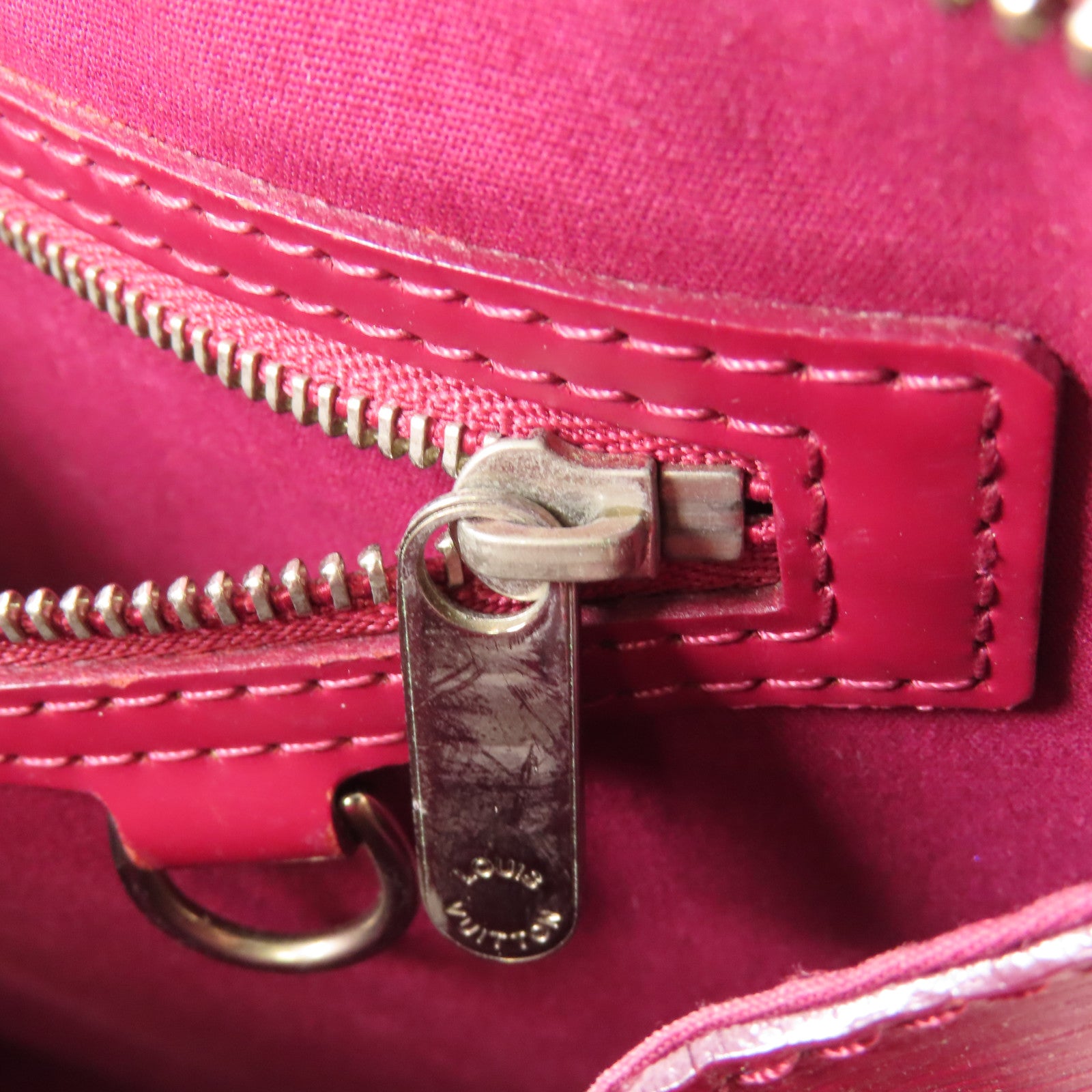 LOUIS VUITTON 【激減優惠】Epi Blair MM銀扣手挽肩背兩用袋