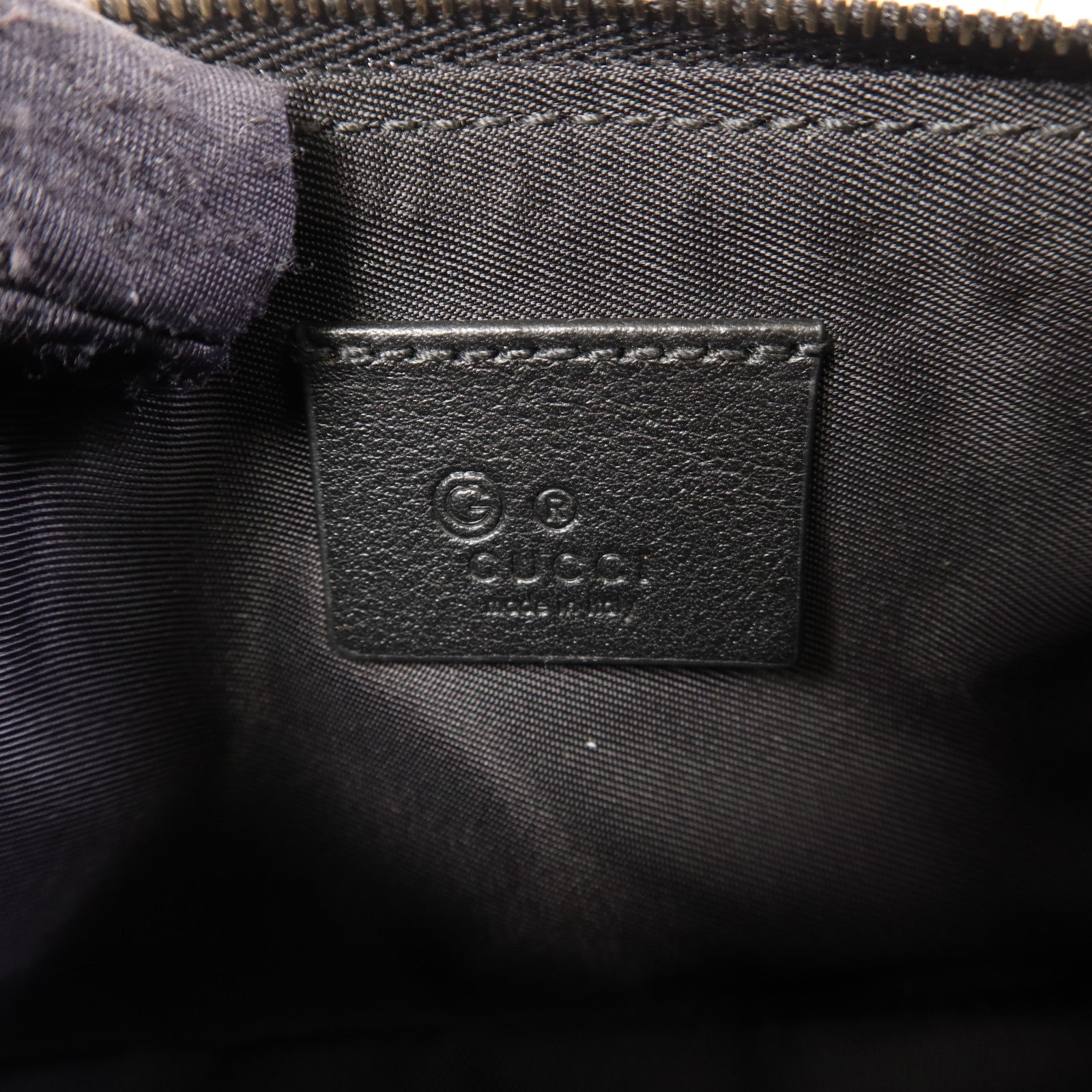 GUCCI 牛皮皮革Key Pouch金扣鎖匙包