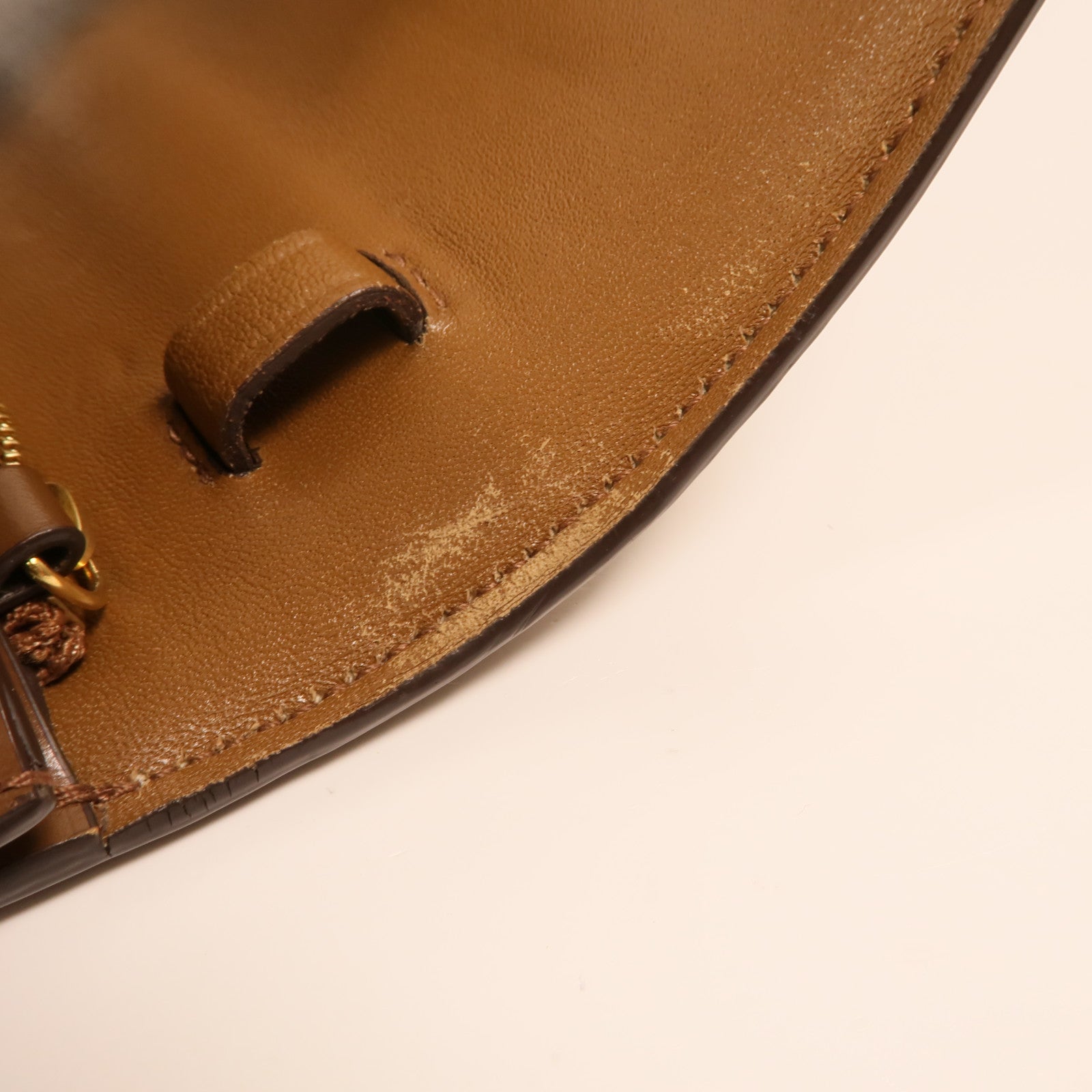 CELINE 牛皮皮革Classic Box Medium金扣肩背袋