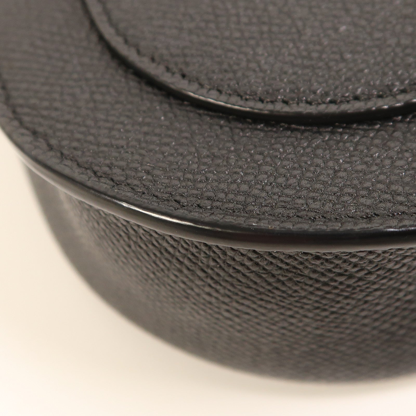 CELINE 牛皮皮革Trotteur Small金扣肩背袋