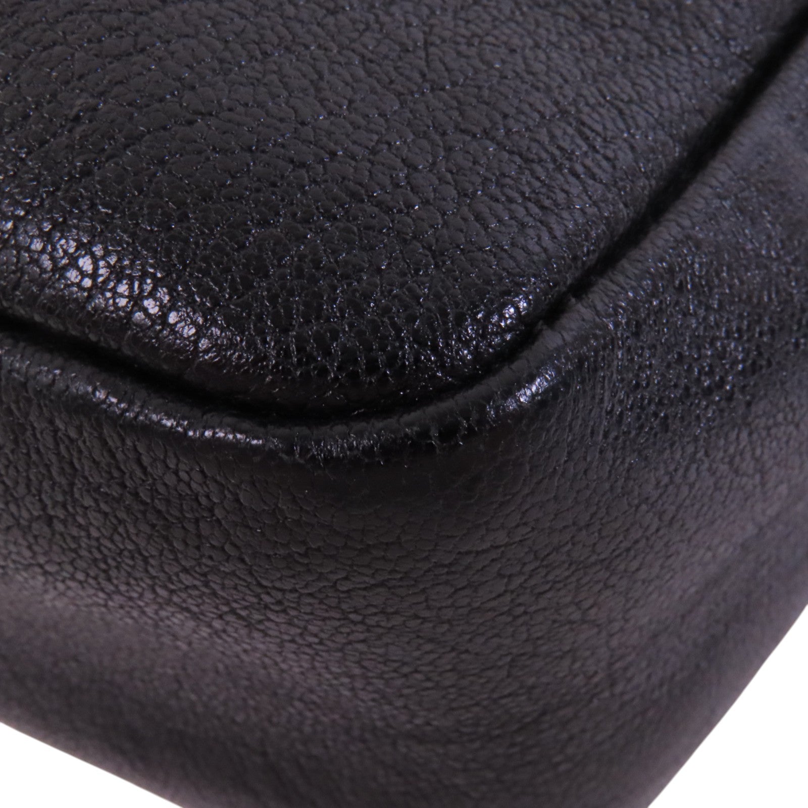 SAINT LAURENT 牛皮皮革Lou Camera Bag銀扣肩背袋