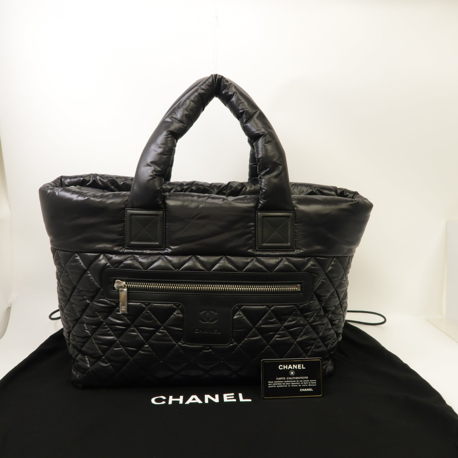 CHANEL 菱格尼龍Coco Cocoon銀扣手挽袋黑色