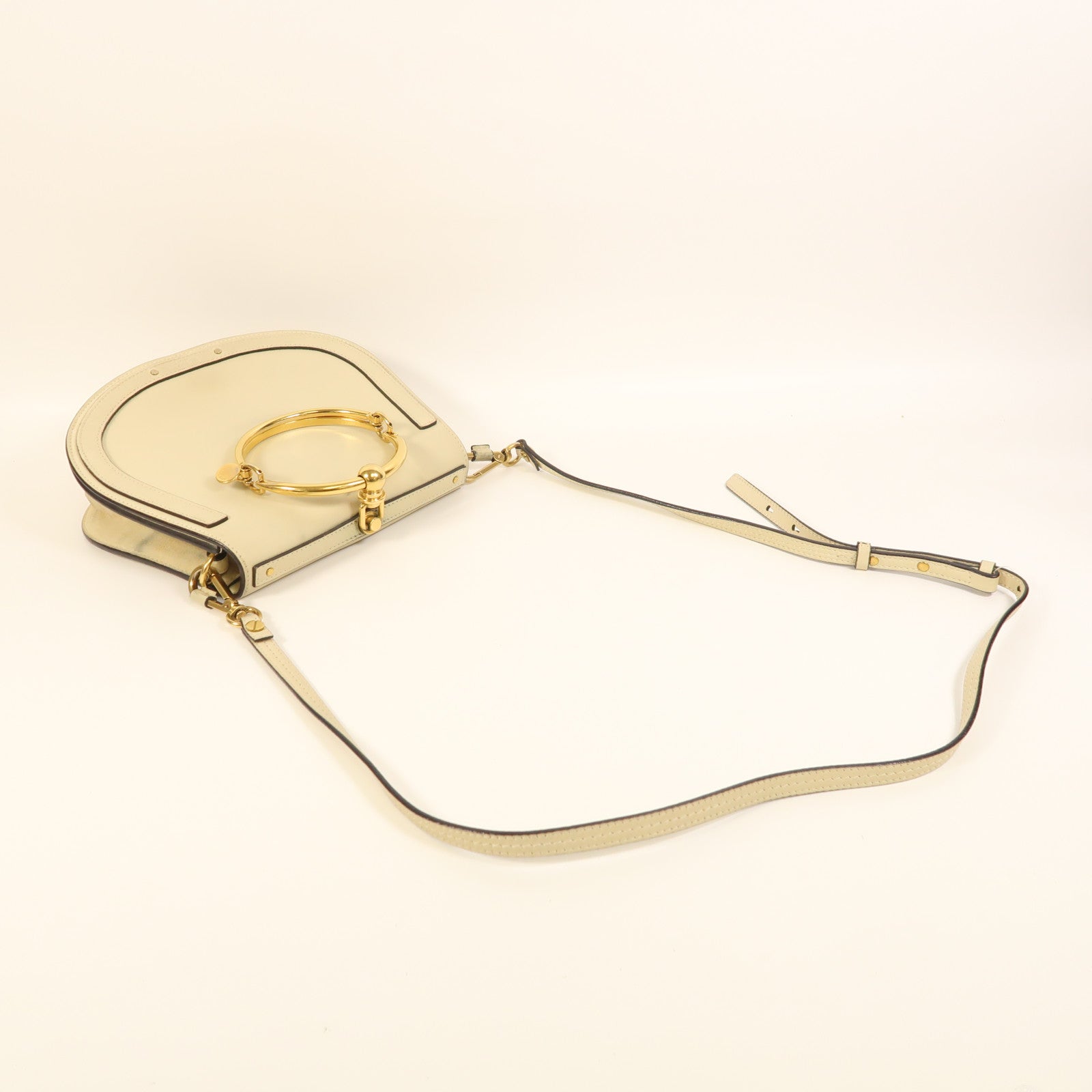 Chloe 牛皮皮革Nile金扣肩背袋