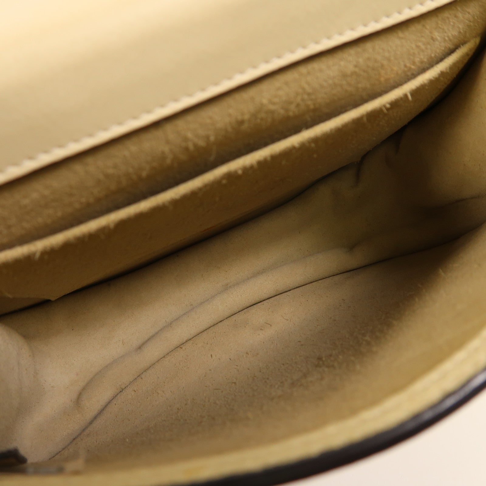 Chloe 牛皮皮革Nile金扣肩背袋