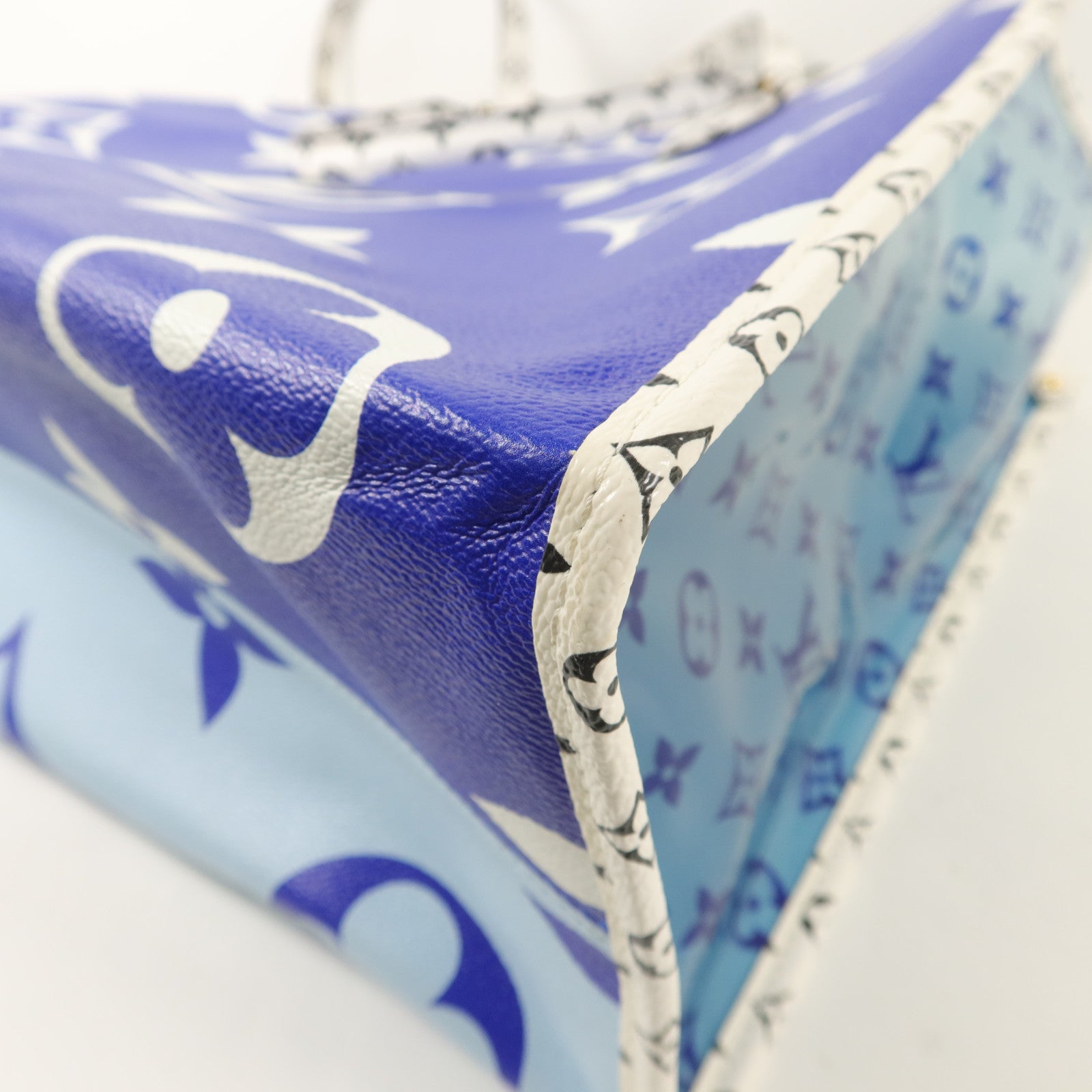 LOUIS VUITTON Monogram Giant/PVC On The Go GM手挽肩背兩用袋