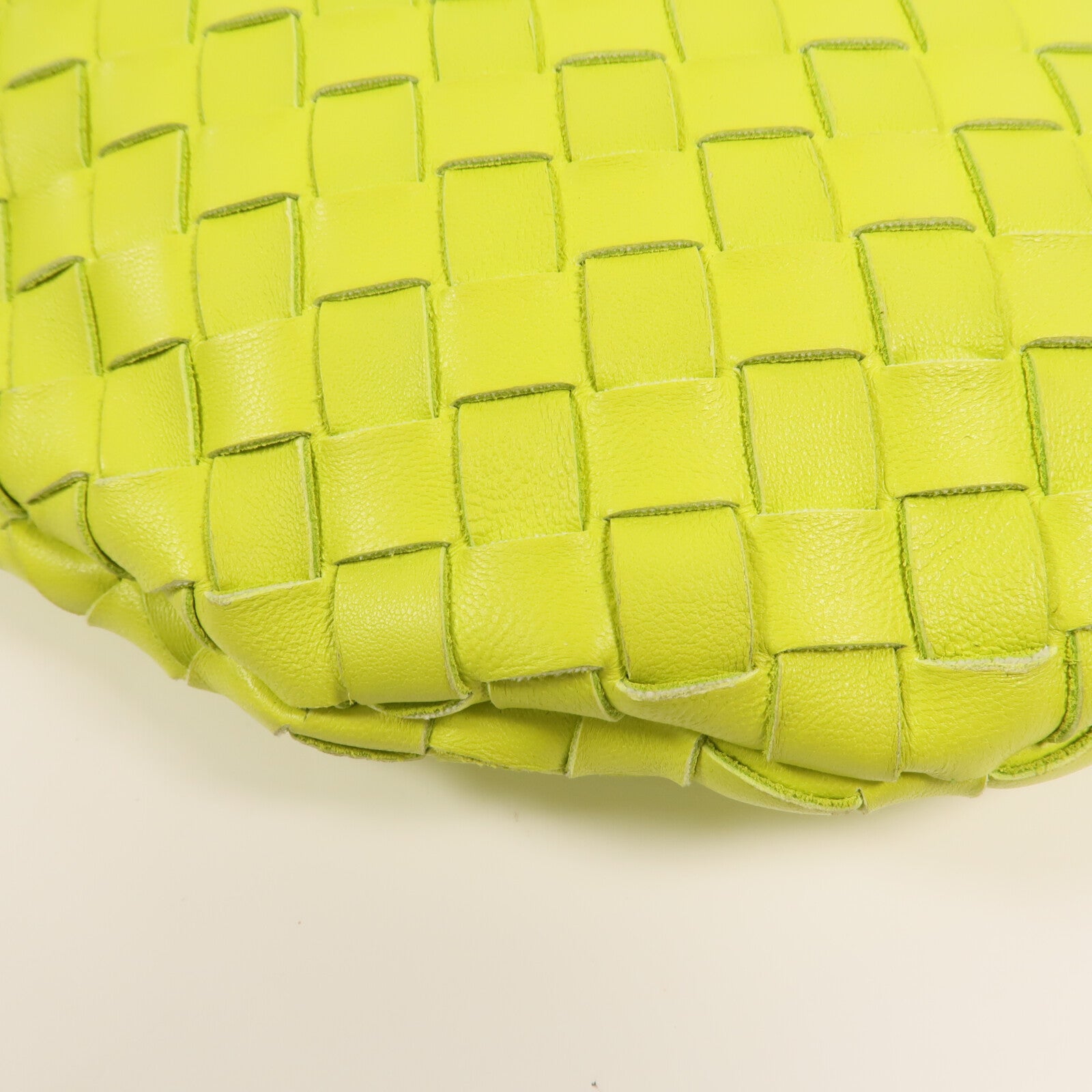 BOTTEGA VENETA 牛皮皮革Shoulder Bag金扣肩背袋