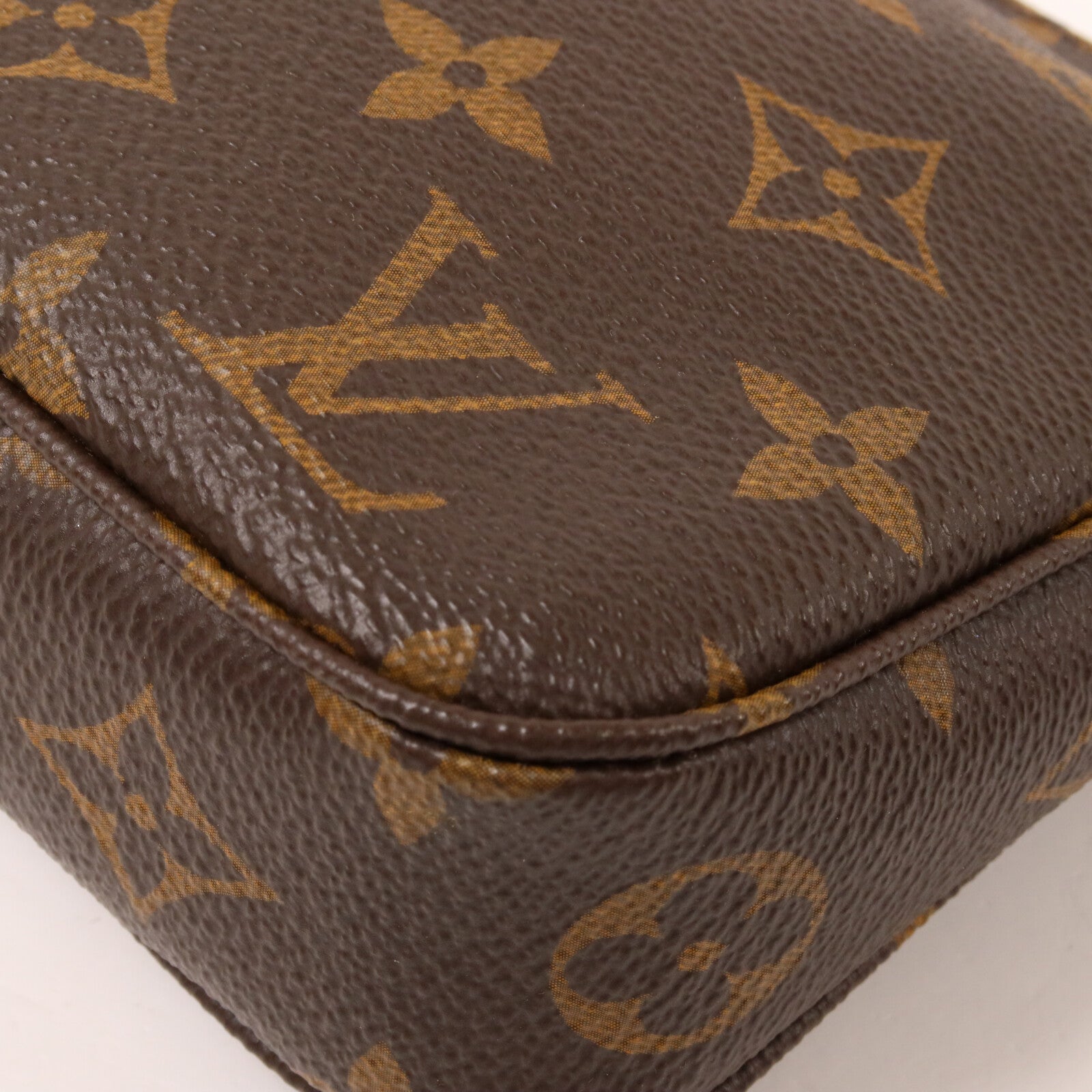LOUIS VUITTON Monogram Pochette Accessoires手拿包
