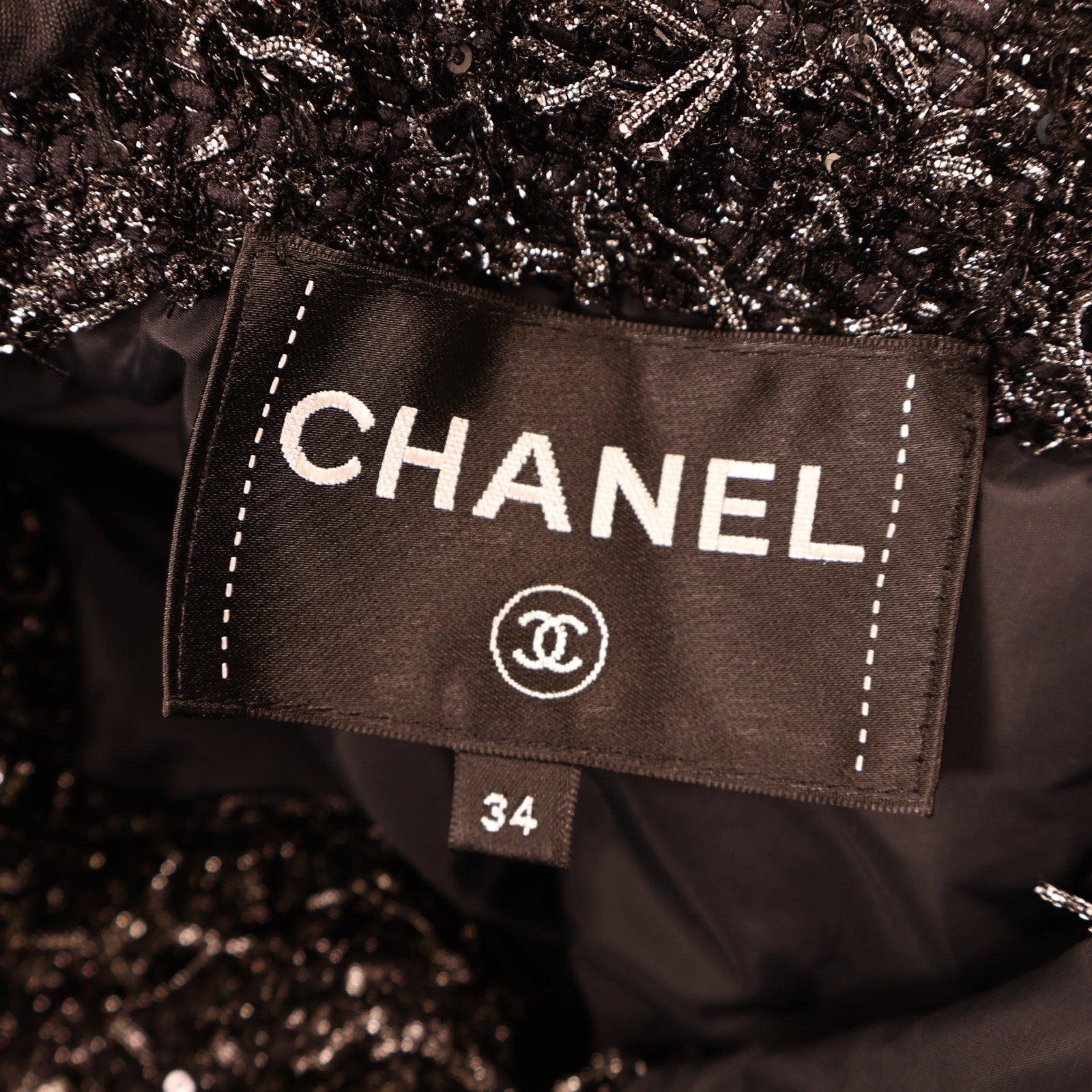 CHANEL Polyamide/Polyester CC Buttons Puffer Coat大衣