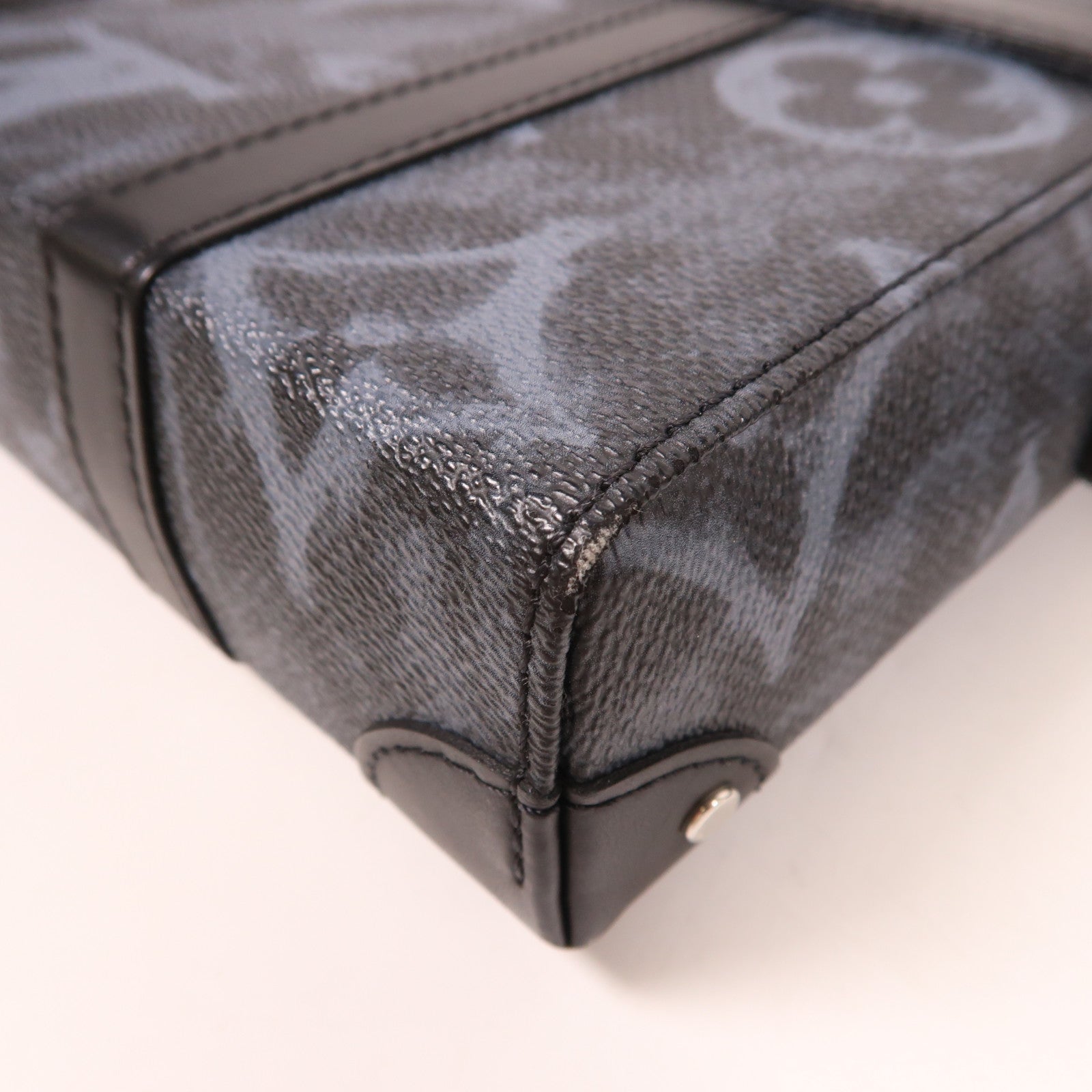 LOUIS VUITTON Monogram Pastel Noir Pastel Trunk銀扣肩背袋