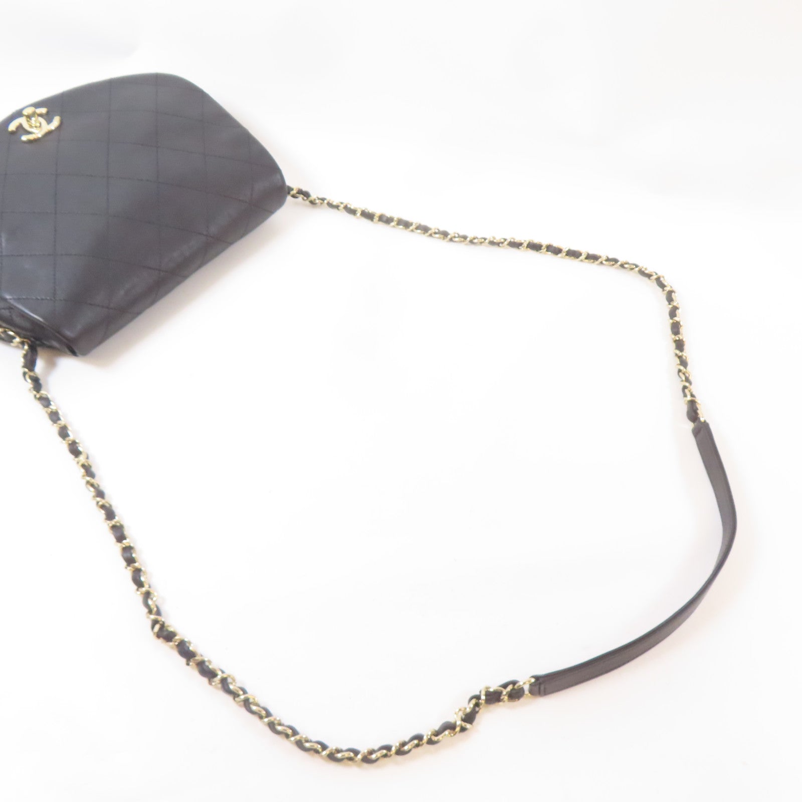 CHANEL 菱格牛皮皮革Chain Shoulder金扣鏈帶肩背袋黑色