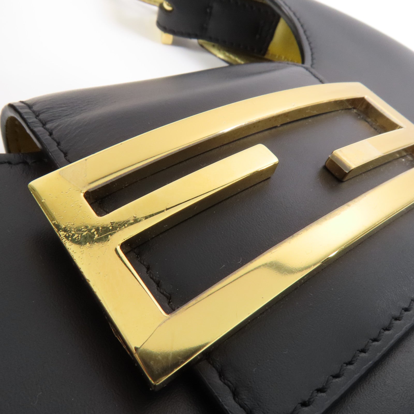 FENDI 牛皮皮革Cookie Hobo Bag金扣肩背袋