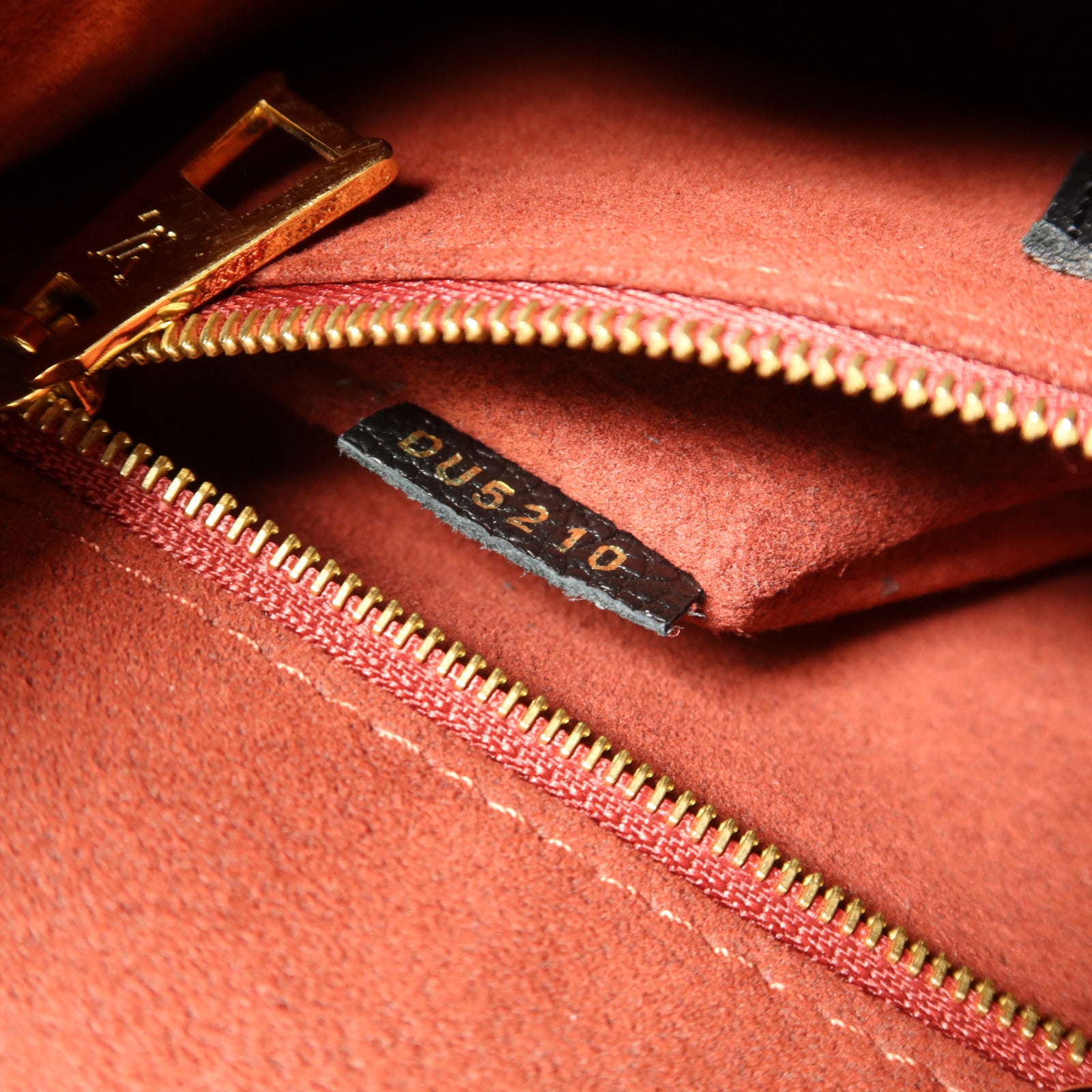 LOUIS VUITTON Monogram Empreinte On The Go PM金扣手挽肩背兩用袋