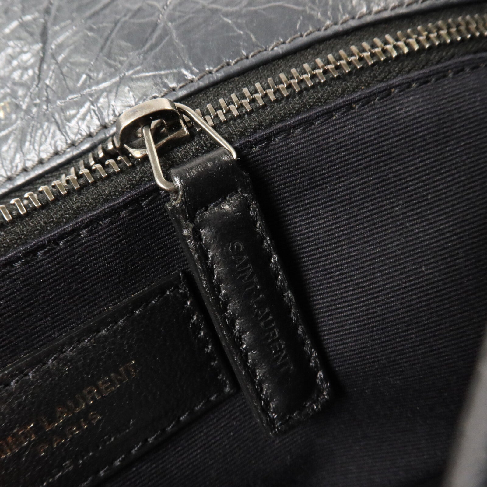 SAINT LAURENT 牛皮皮革Niki Medium鏈帶肩背袋