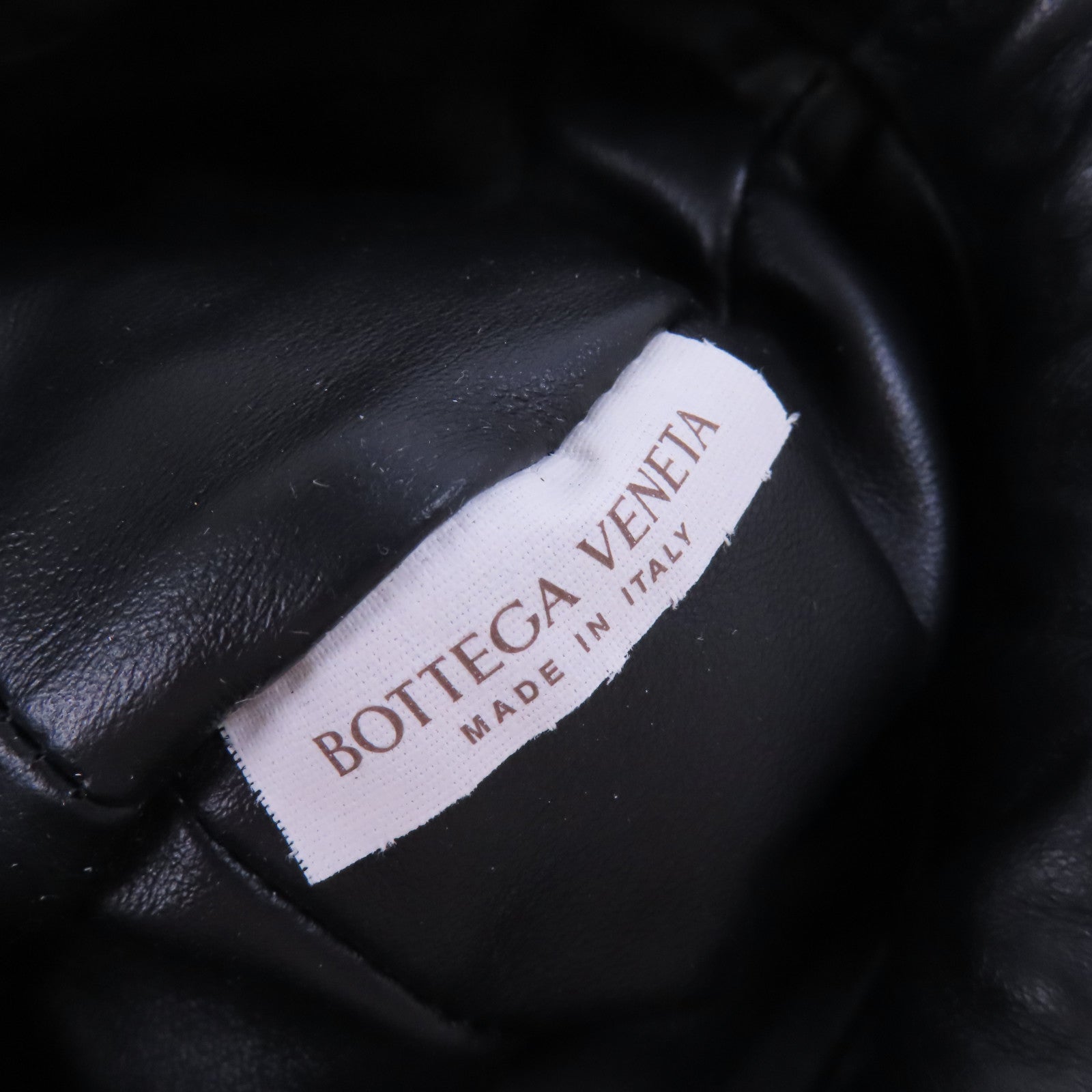 BOTTEGA VENETA 羊皮皮革Shoulder Bag金扣肩背袋