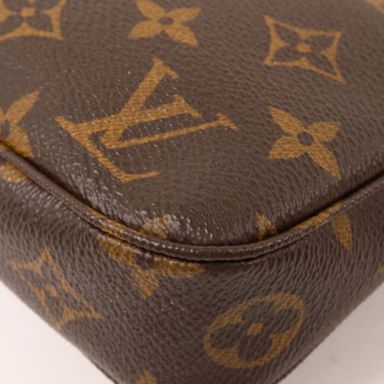 LOUIS VUITTON Monogram Pochette Accessoires手拿包