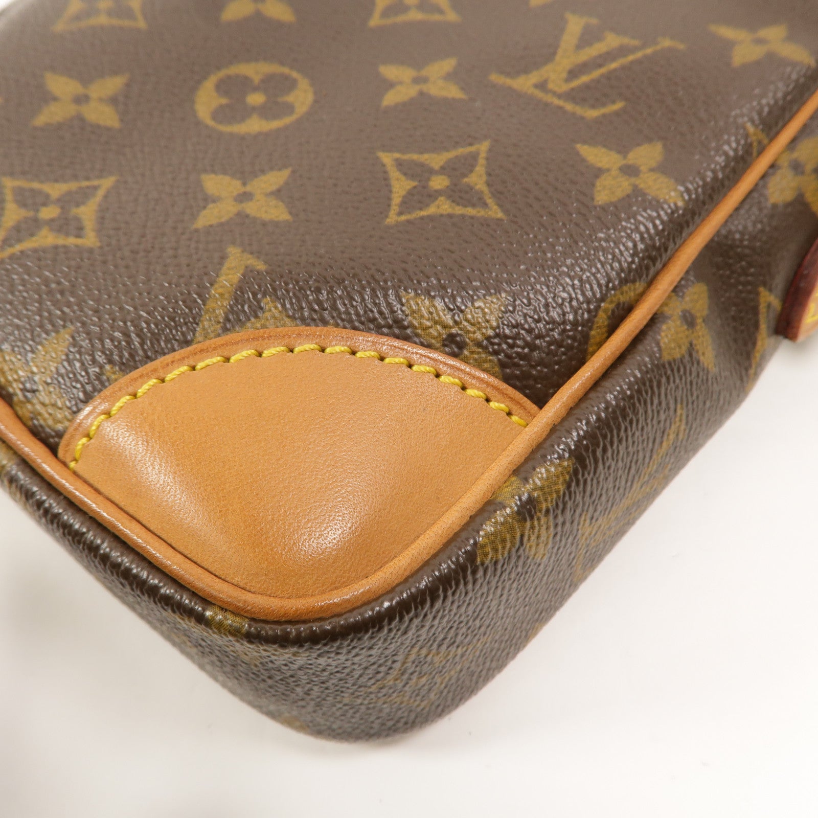 LOUIS VUITTON Monogram Danube肩背袋