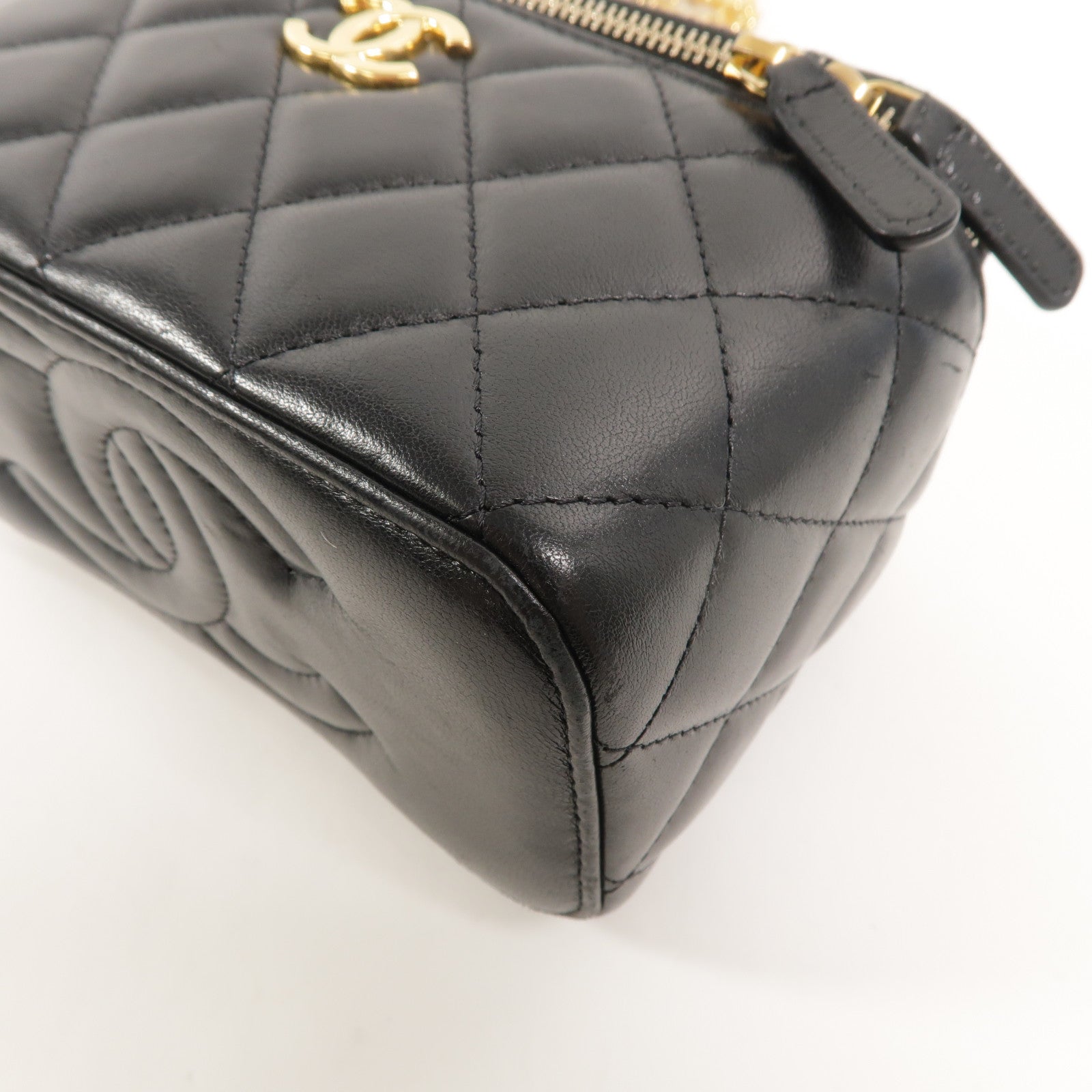 CHANEL 羊皮皮革Vanity Case鏈帶肩背袋
