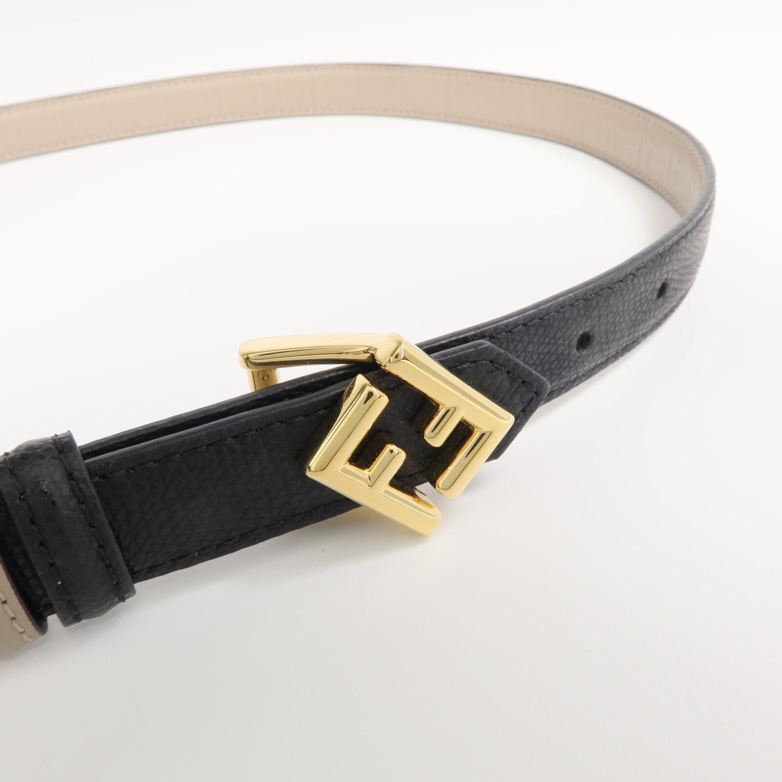 FENDI 牛皮皮革FF Diamonds Belt金扣皮帶