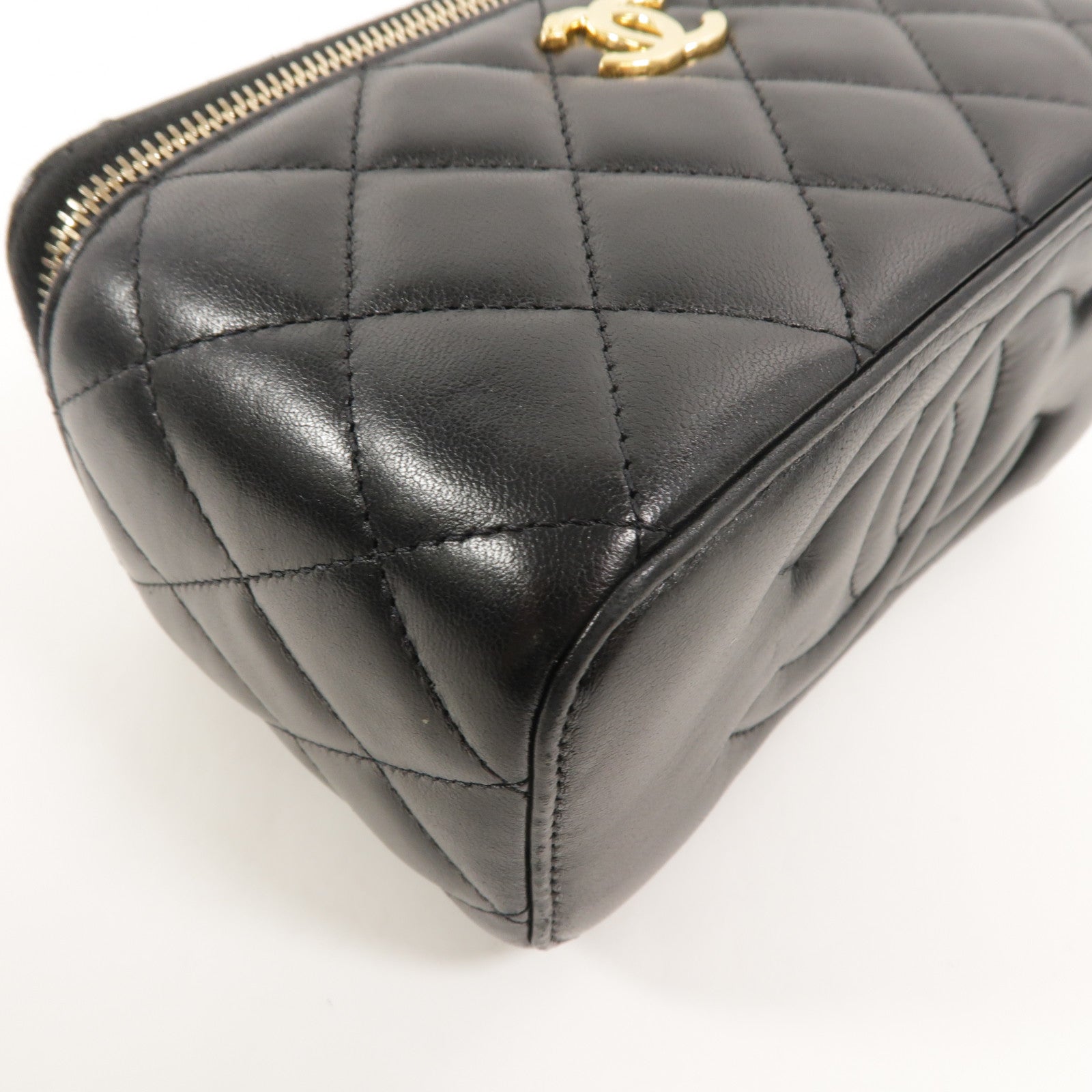 CHANEL 羊皮皮革Vanity Case鏈帶肩背袋