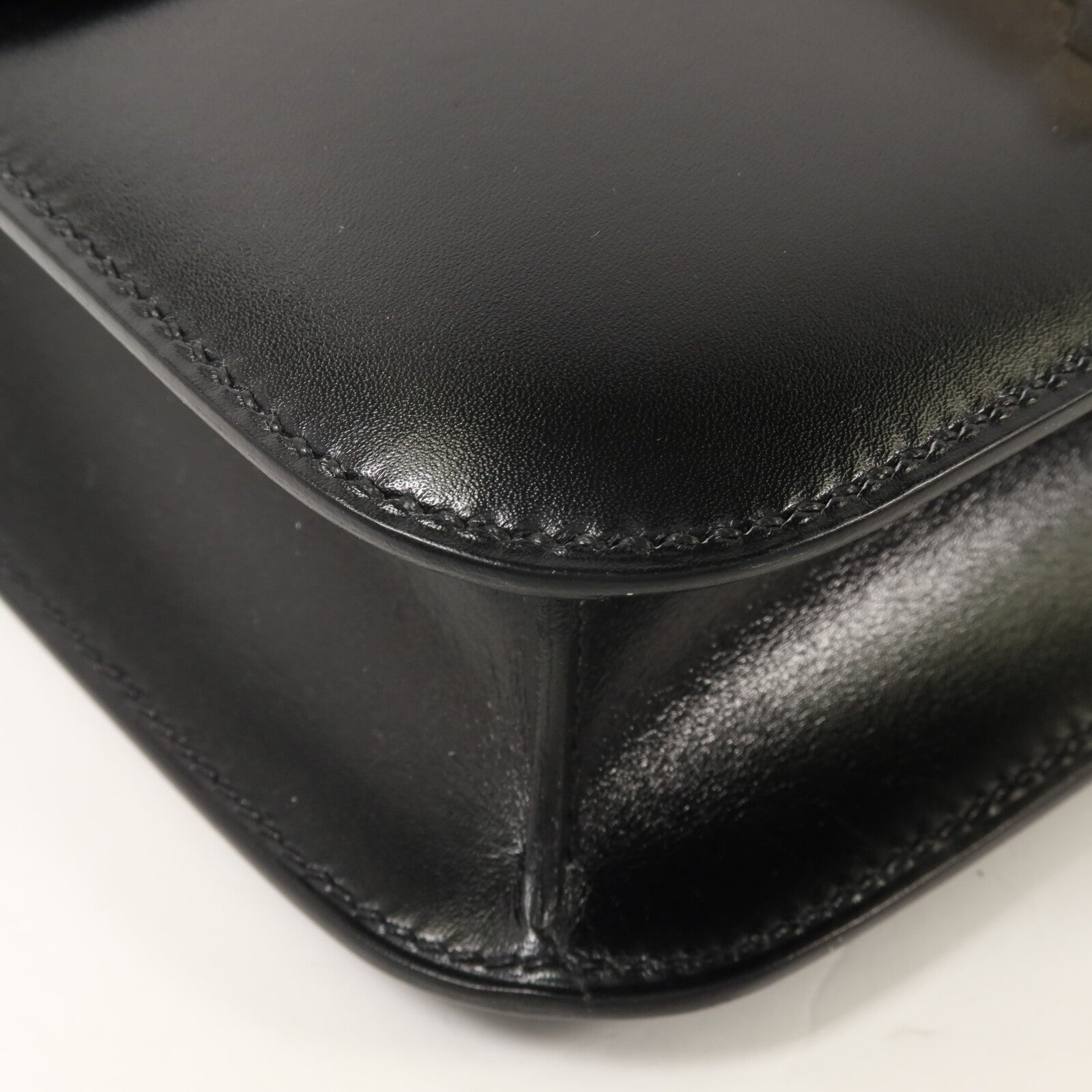 HERMES Box Calf皮革Constance 24肩背袋Noir