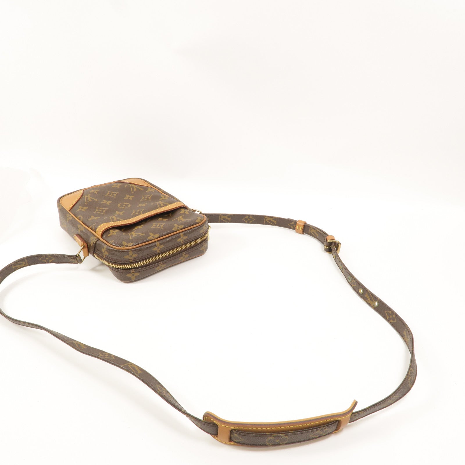 LOUIS VUITTON Monogram Danube肩背袋