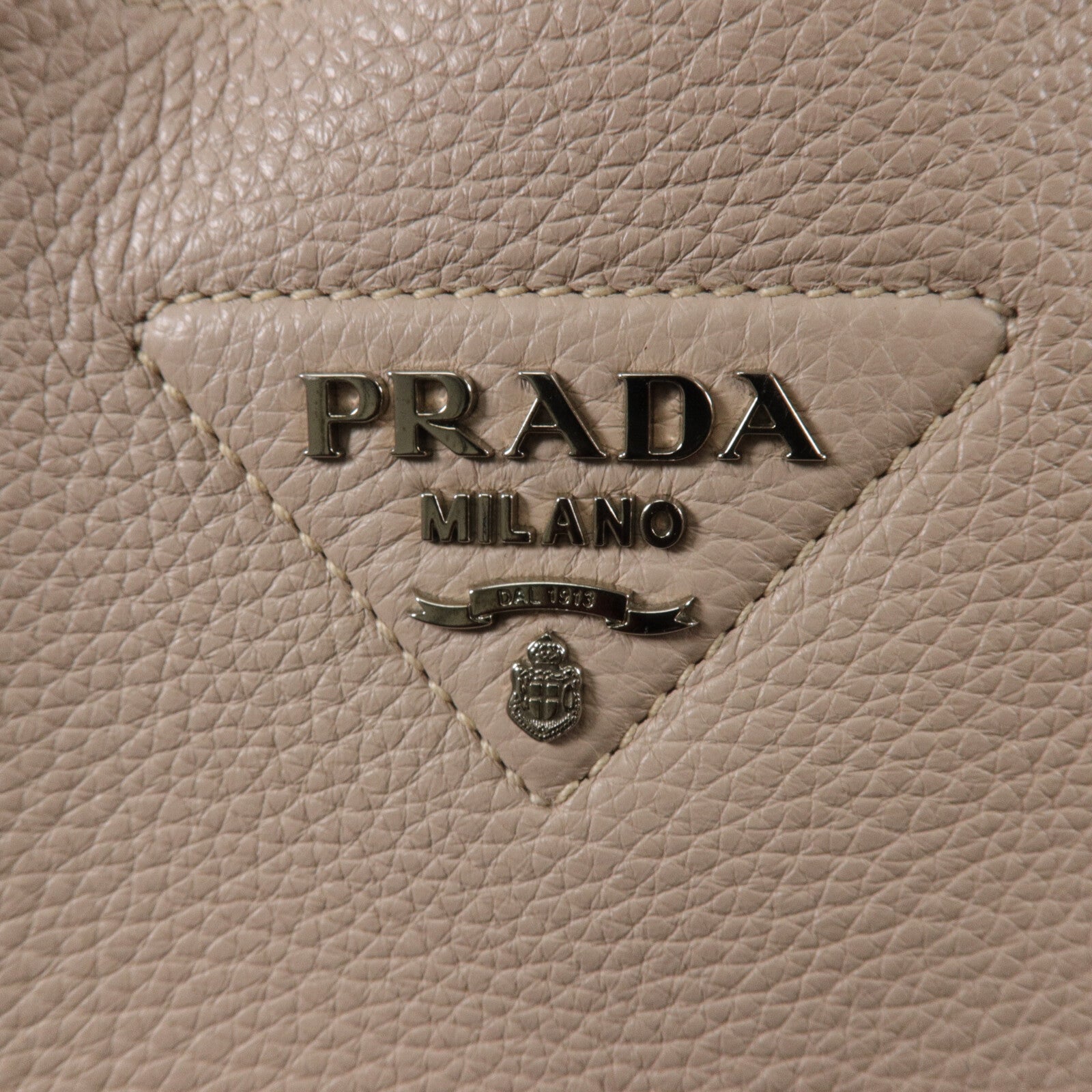 PRADA 牛皮皮革Dynamique手挽袋