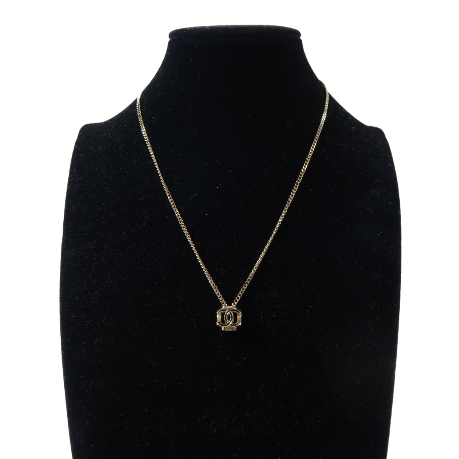 CHANEL 金屬Necklace項鍊金色/黑色