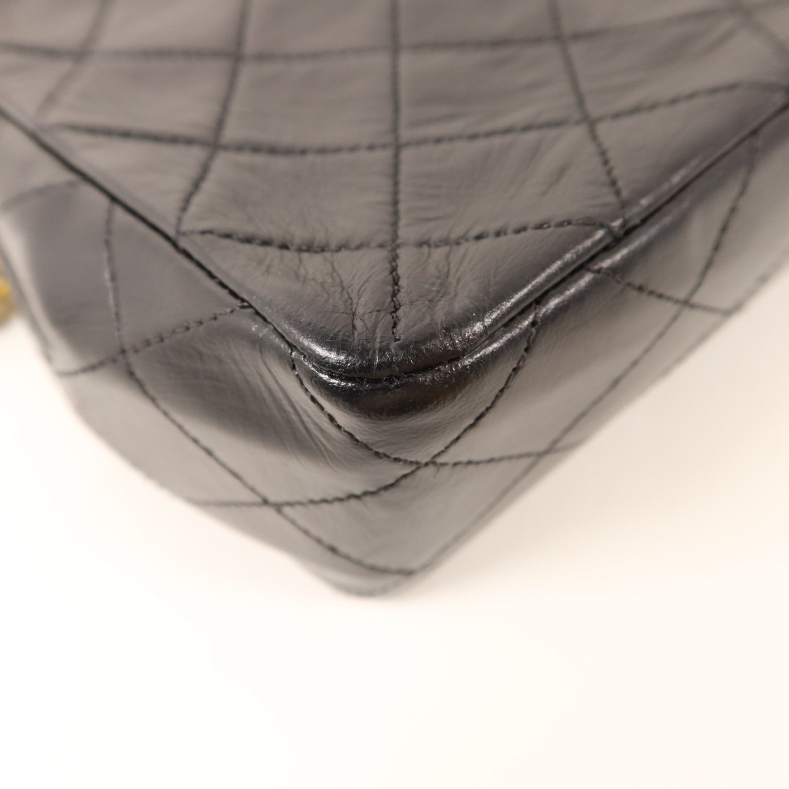 CHANEL 牛皮皮革Vintage Classic Flap Bag金扣鏈帶肩背袋
