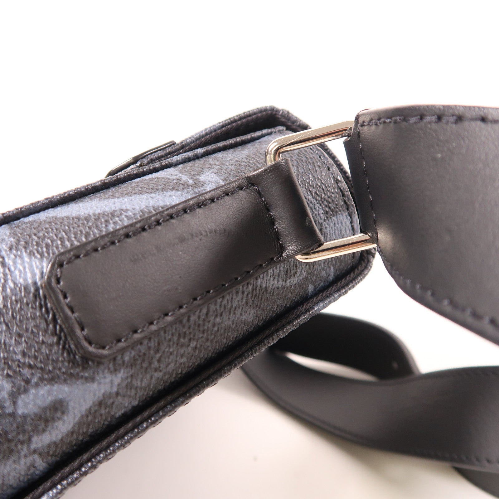 LOUIS VUITTON Monogram Pastel Noir Pastel Trunk銀扣肩背袋