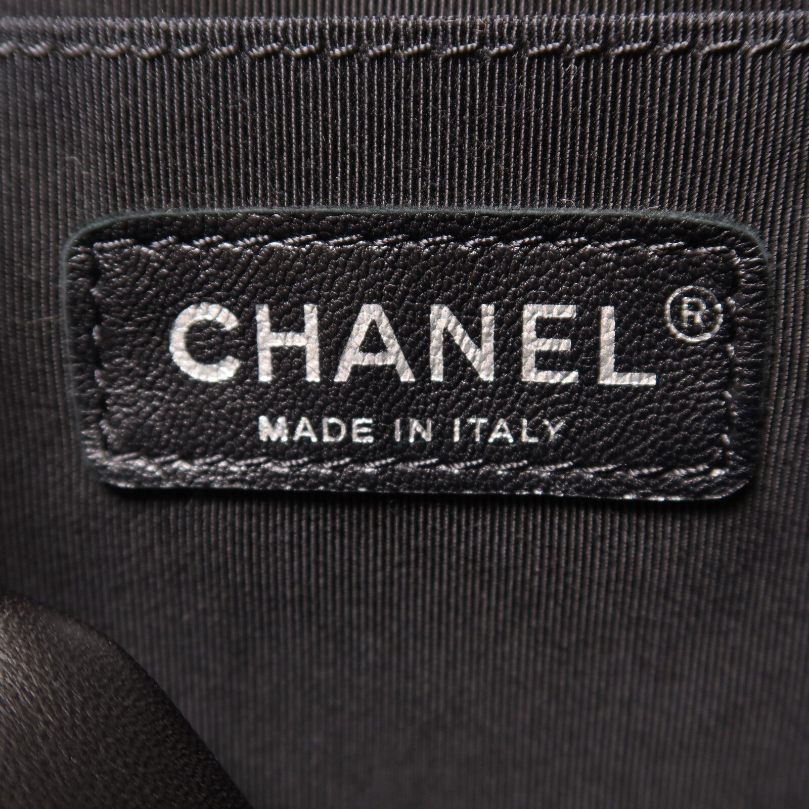 CHANEL 羊皮皮革Urban Spirit Backpack鏈帶背包