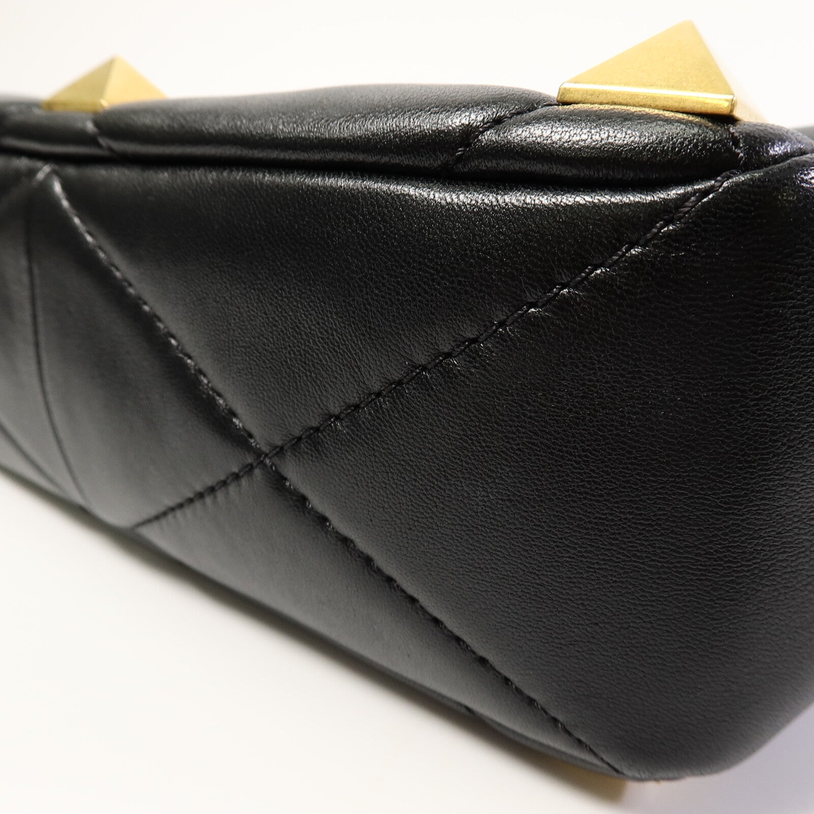 Valentino 羊皮皮革Garavani Roman Stud鏈帶手挽肩背兩用袋
