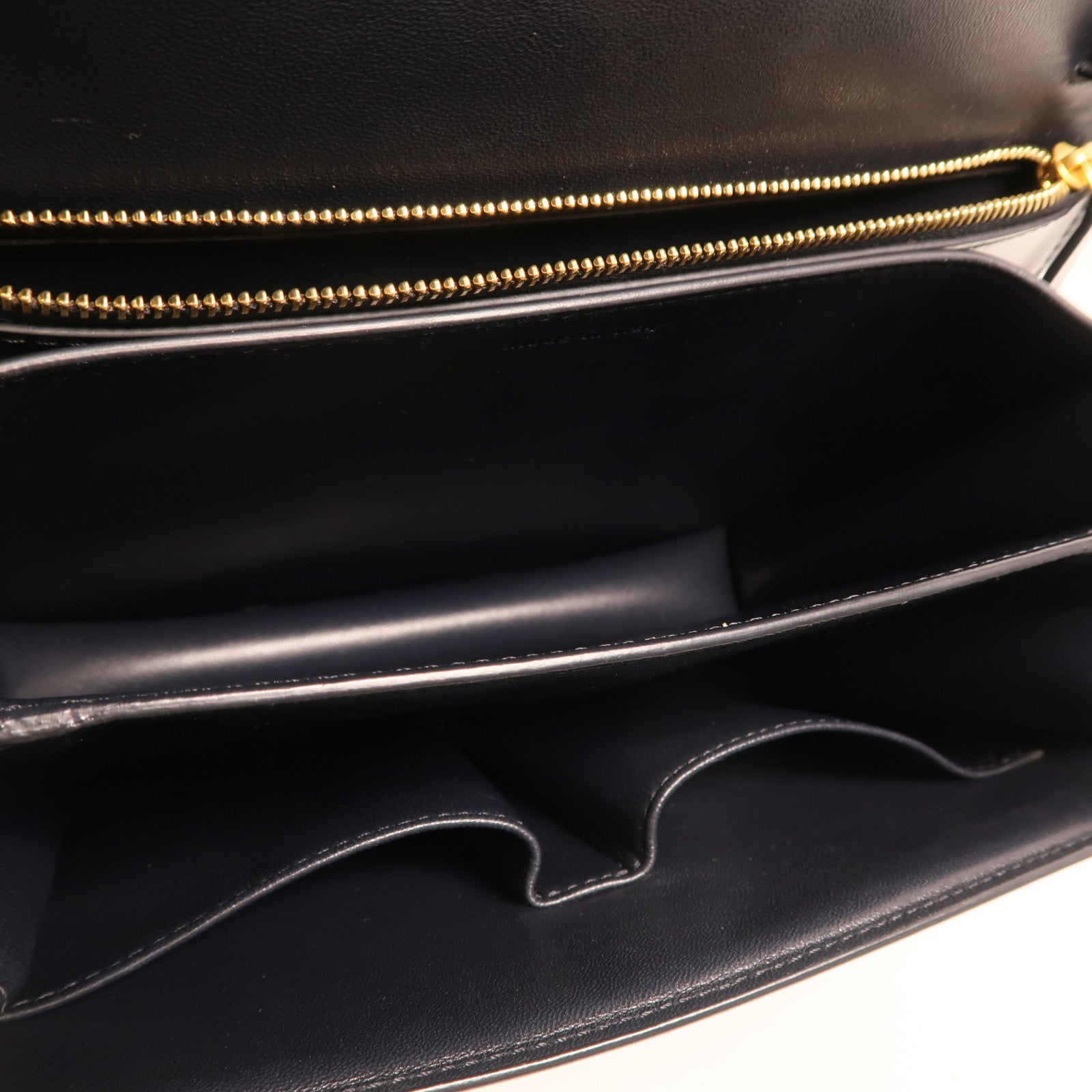 CELINE 牛皮皮革Classic Box Medium金扣肩背袋