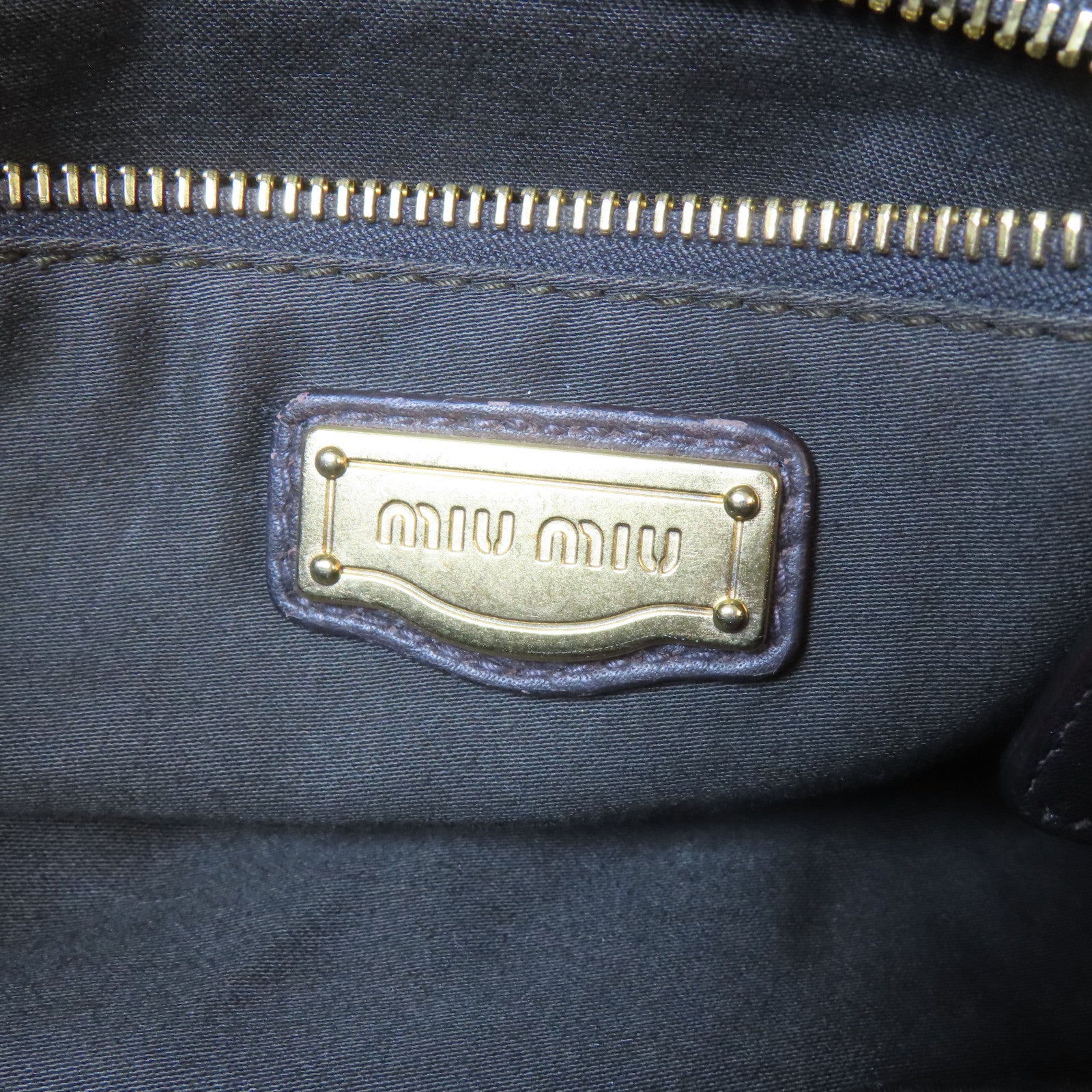 Miu Miu 【激減優惠】牛皮皮革2 Way Shoulder金扣手挽肩背兩用袋啡色