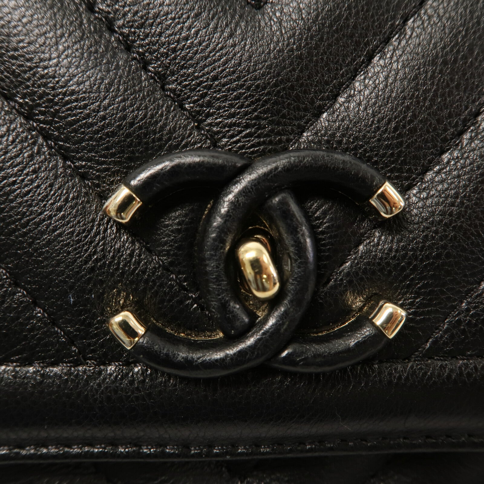 CHANEL 牛皮皮革Chain Shoulder鏈帶肩背袋