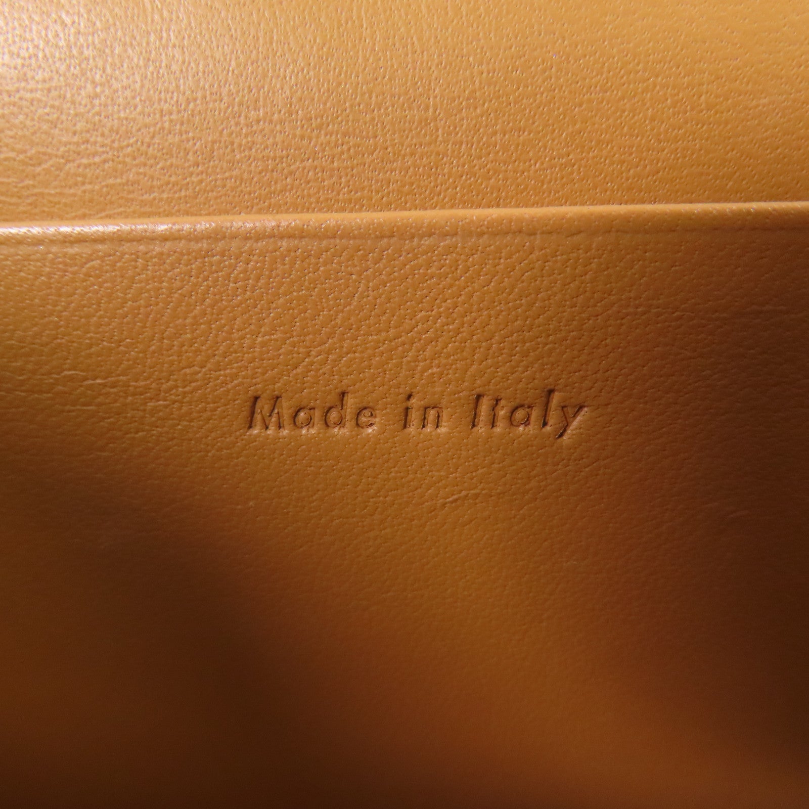 CELINE 【激減優惠】牛皮皮革Frame Wallet On Strap金扣鏈帶肩背袋