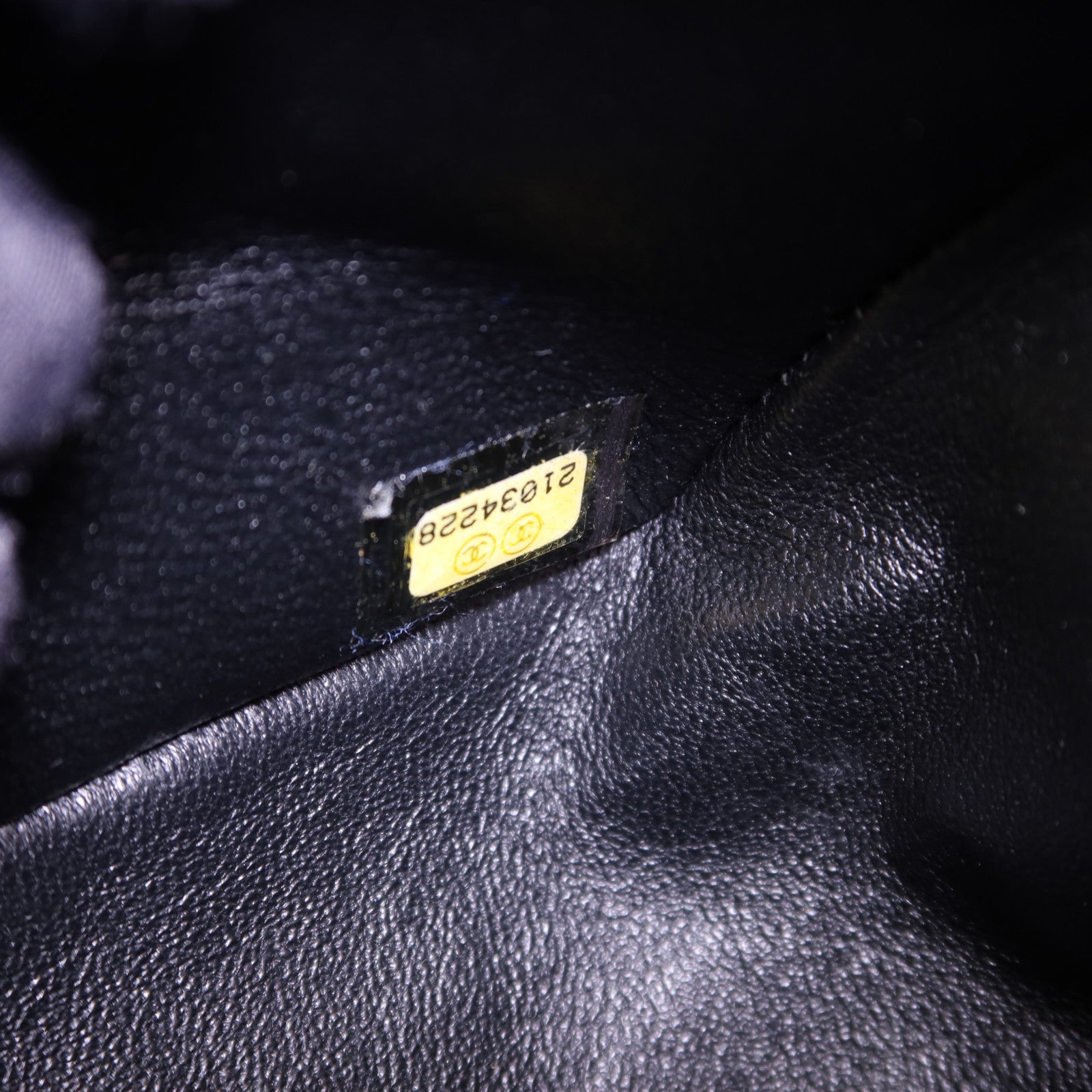CHANEL 羊皮皮革Classic Jumbo金扣鏈帶手挽肩背兩用袋
