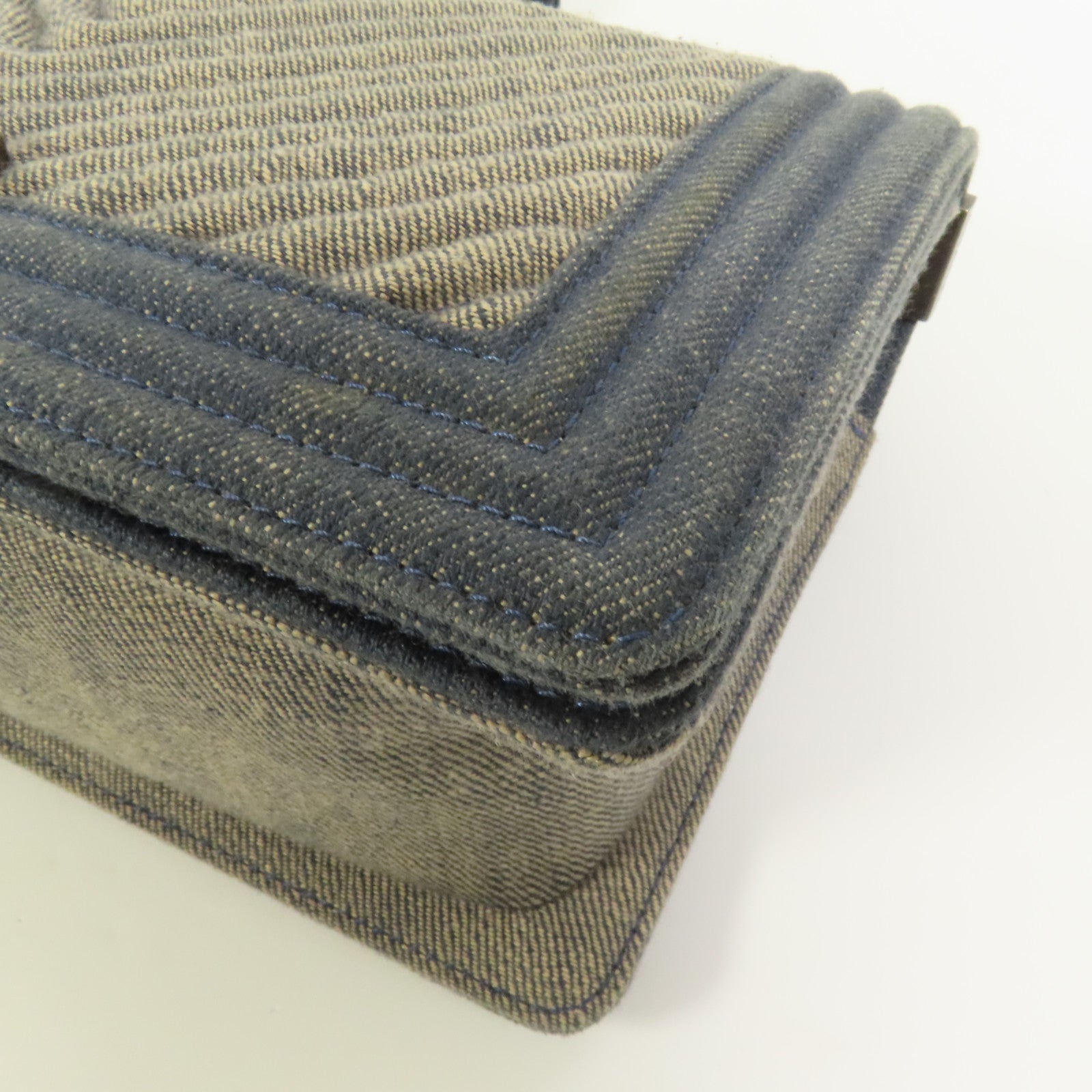 CHANEL 【激減優惠】Demin Boy 25鏈帶肩背袋