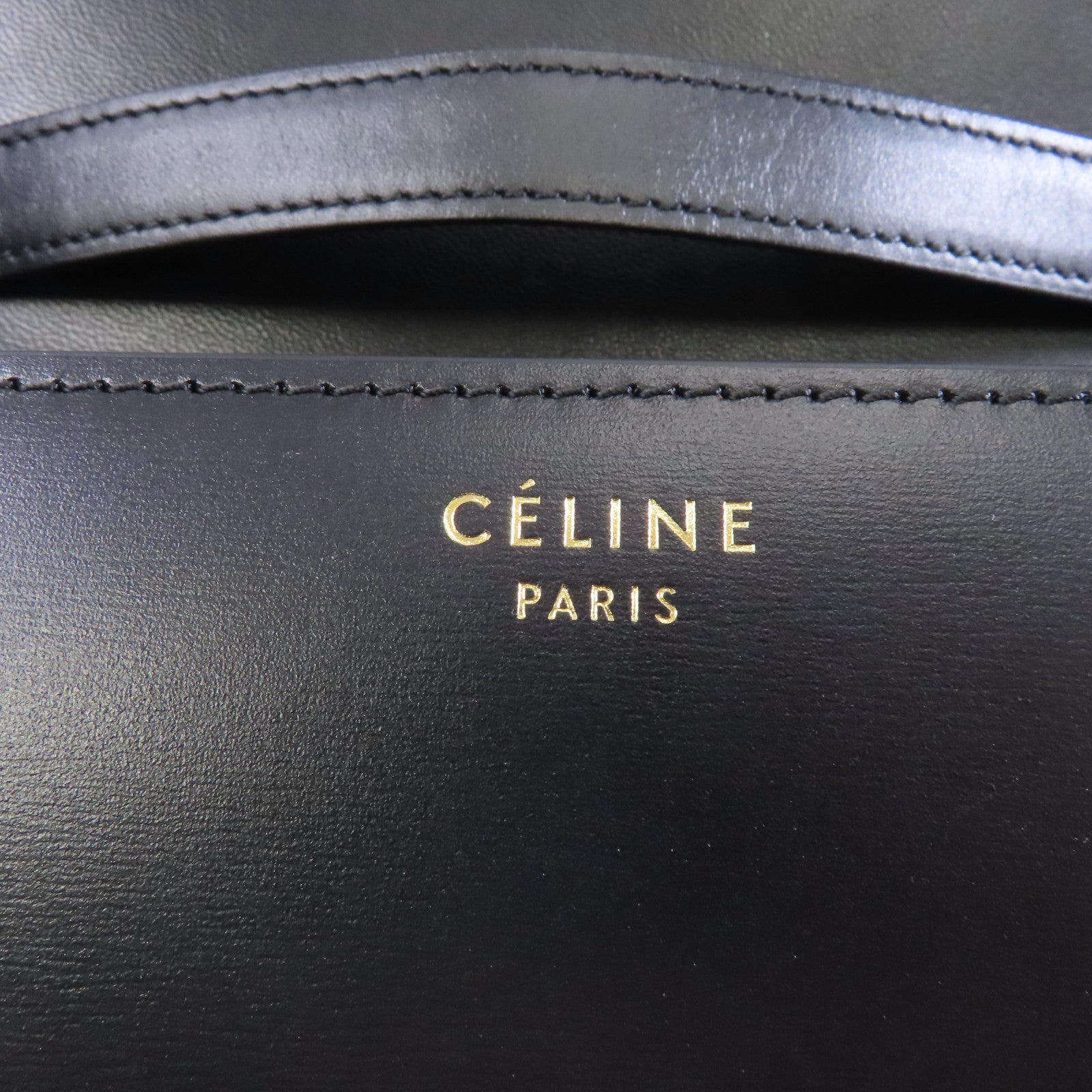 CELINE 牛皮皮革Classic Box金扣肩背袋黑色