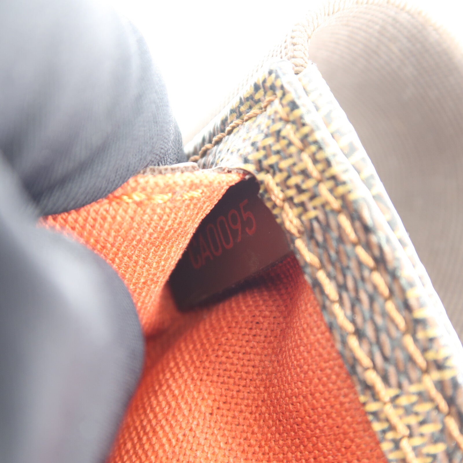 LOUIS VUITTON Damier Geronimos金扣腰包