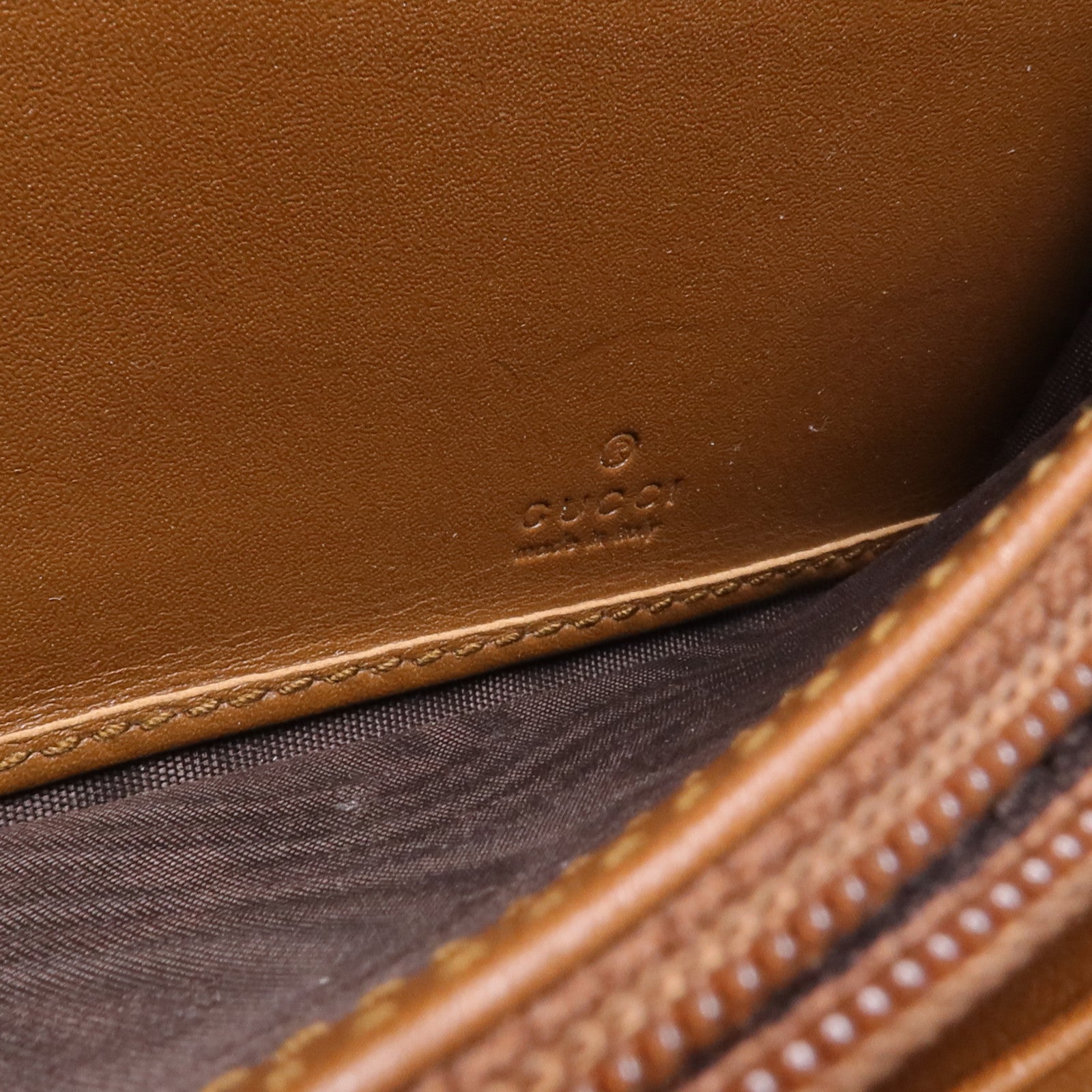 GUCCI 塗層帆布/皮革Padlock Wallet On Chain鏈帶肩背袋