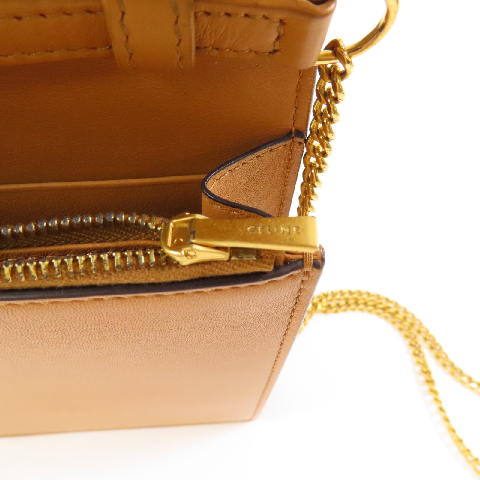 CELINE 【激減優惠】牛皮皮革Frame Wallet On Strap金扣鏈帶肩背袋