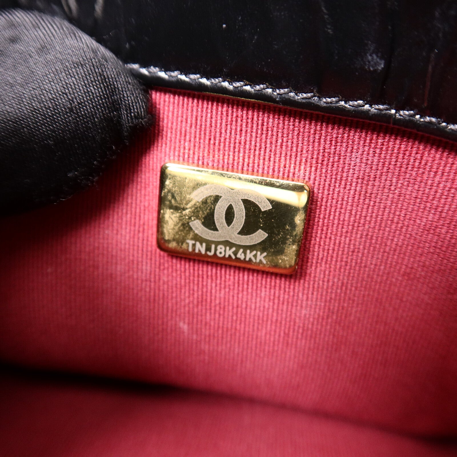 CHANEL 漆皮/麂皮皮革Mini Messenger肩背袋
