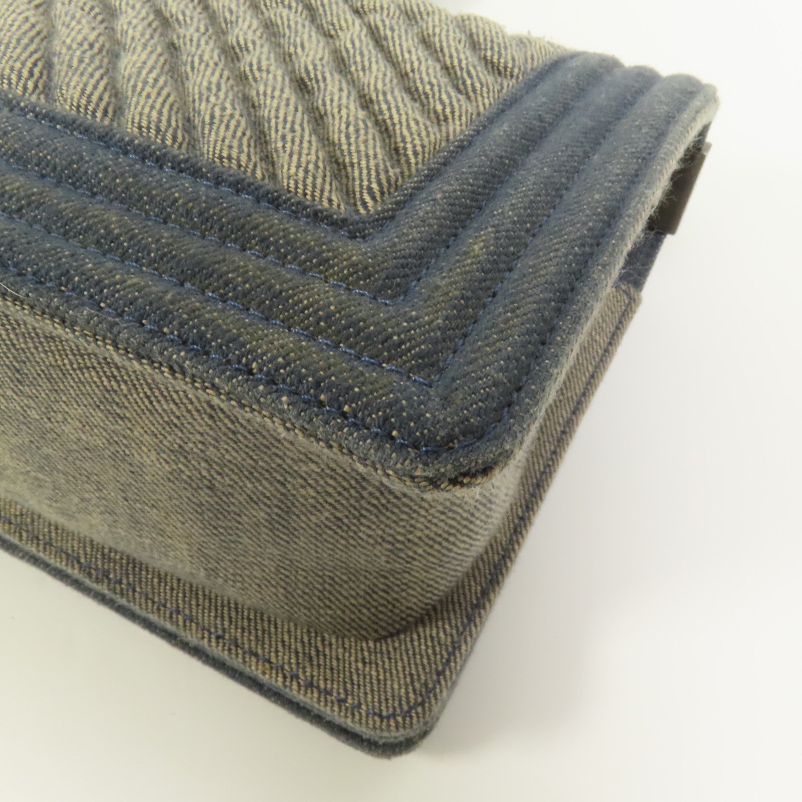 CHANEL 【激減優惠】Demin Boy 25鏈帶肩背袋