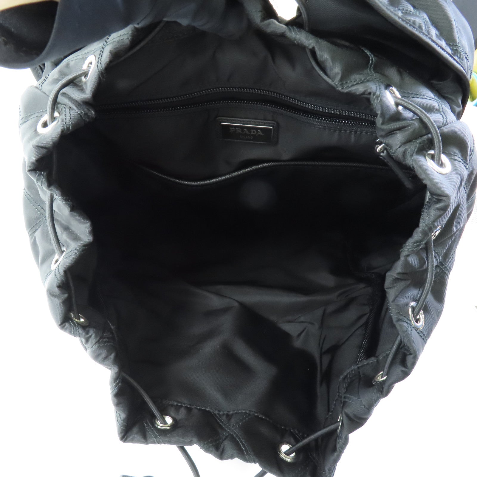 PRADA 尼龍Backpack銀扣背包