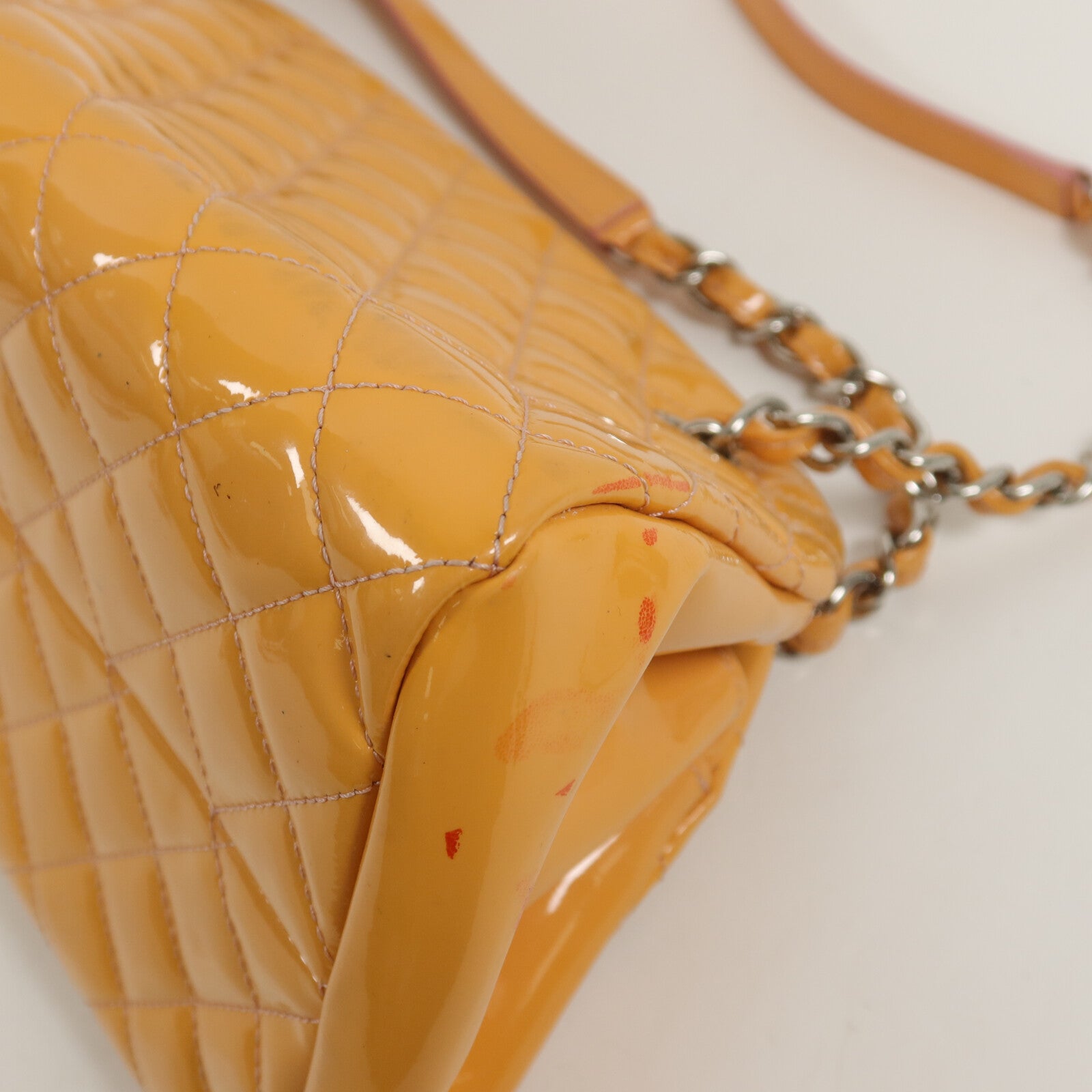 CHANEL 漆皮皮革Chain Shoulder鏈帶肩背袋