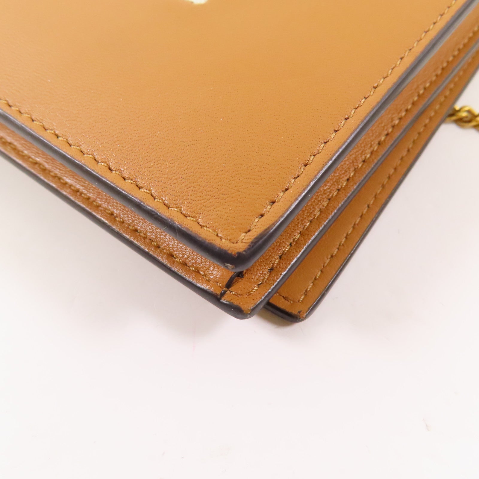 CELINE 【激減優惠】牛皮皮革Frame Wallet On Strap金扣鏈帶肩背袋