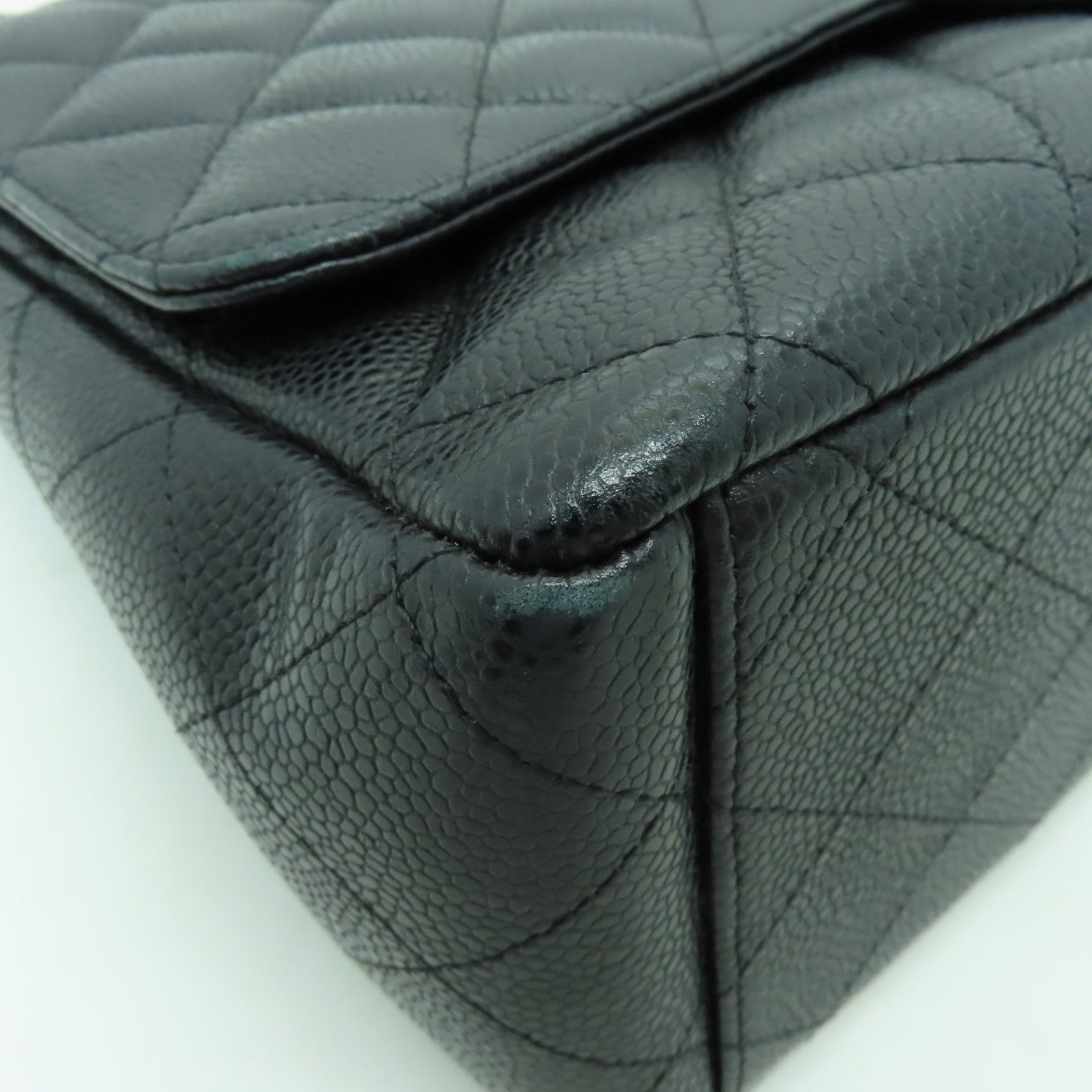 CHANEL 【均一特價】菱格Caviar皮革Classic銀扣鏈帶肩背袋黑色