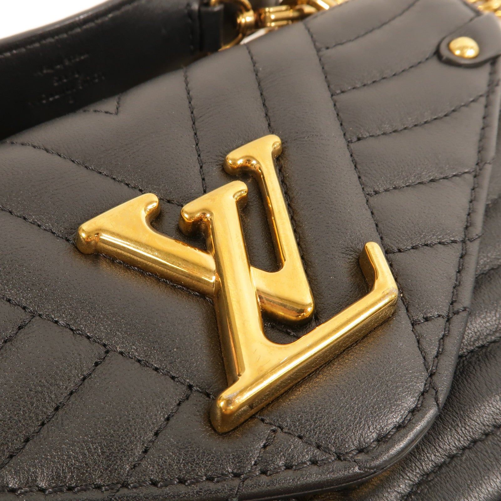 LOUIS VUITTON 牛皮皮革New Wave PM鏈帶手挽肩背兩用袋