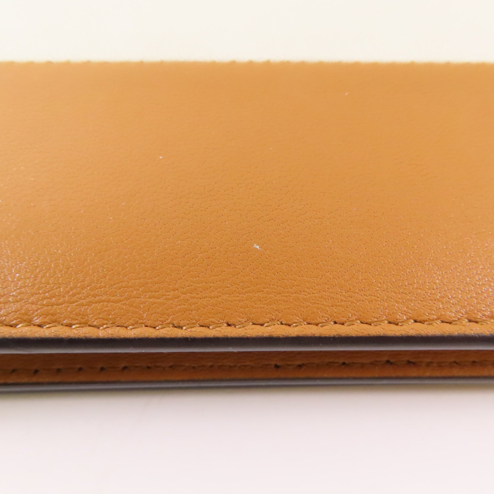 CELINE 【激減優惠】牛皮皮革Frame Wallet On Strap金扣鏈帶肩背袋